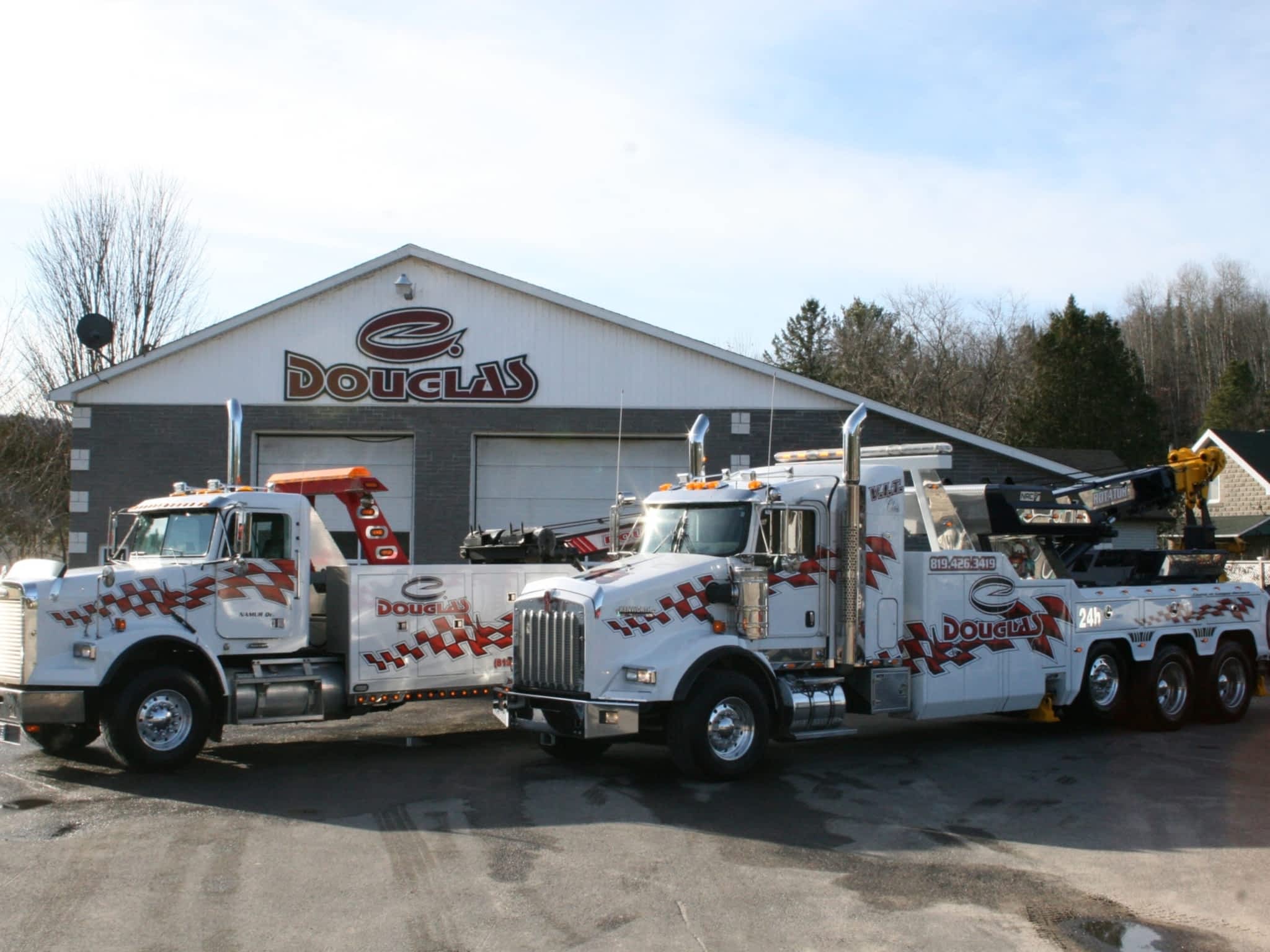 photo Lettrage J Douglas Inc