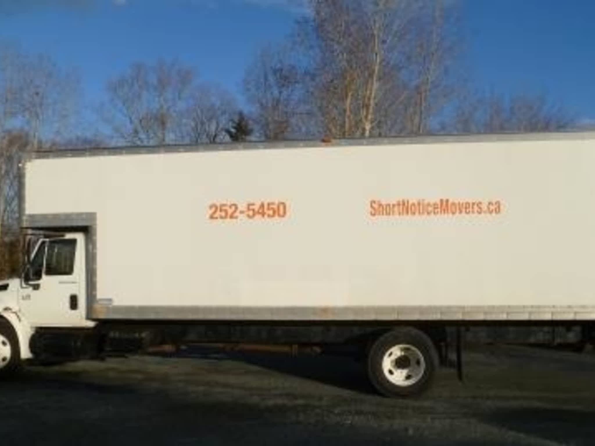 photo Eastern Moving Solutions