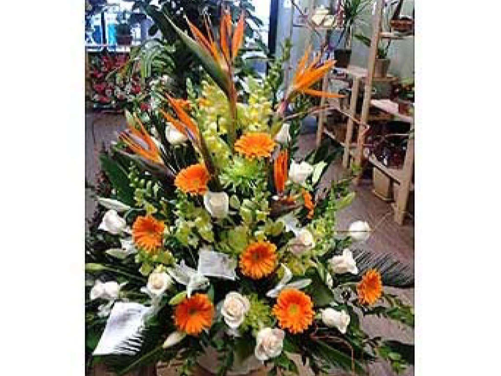 photo Applewood Village Florist