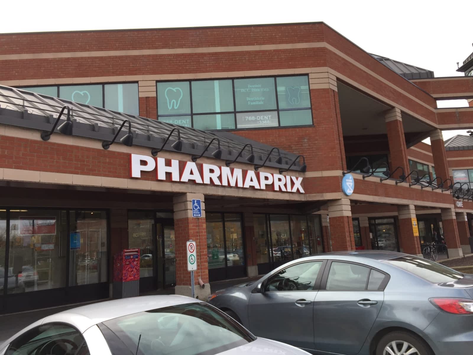 Pharmaprix Horaire d'ouverture 738, Place du Commerce, Montréal, QC