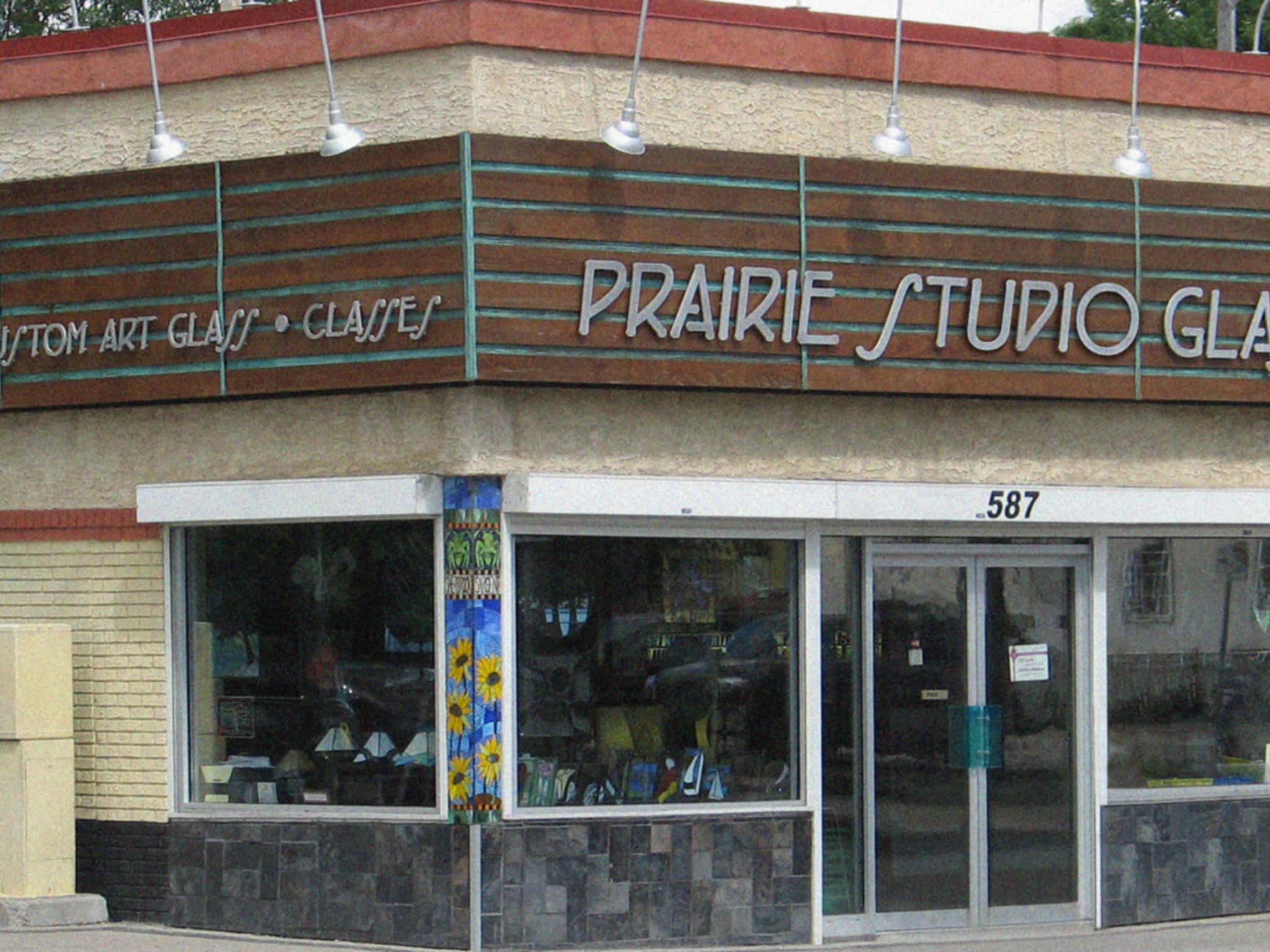 photo Prairie Studio Glass