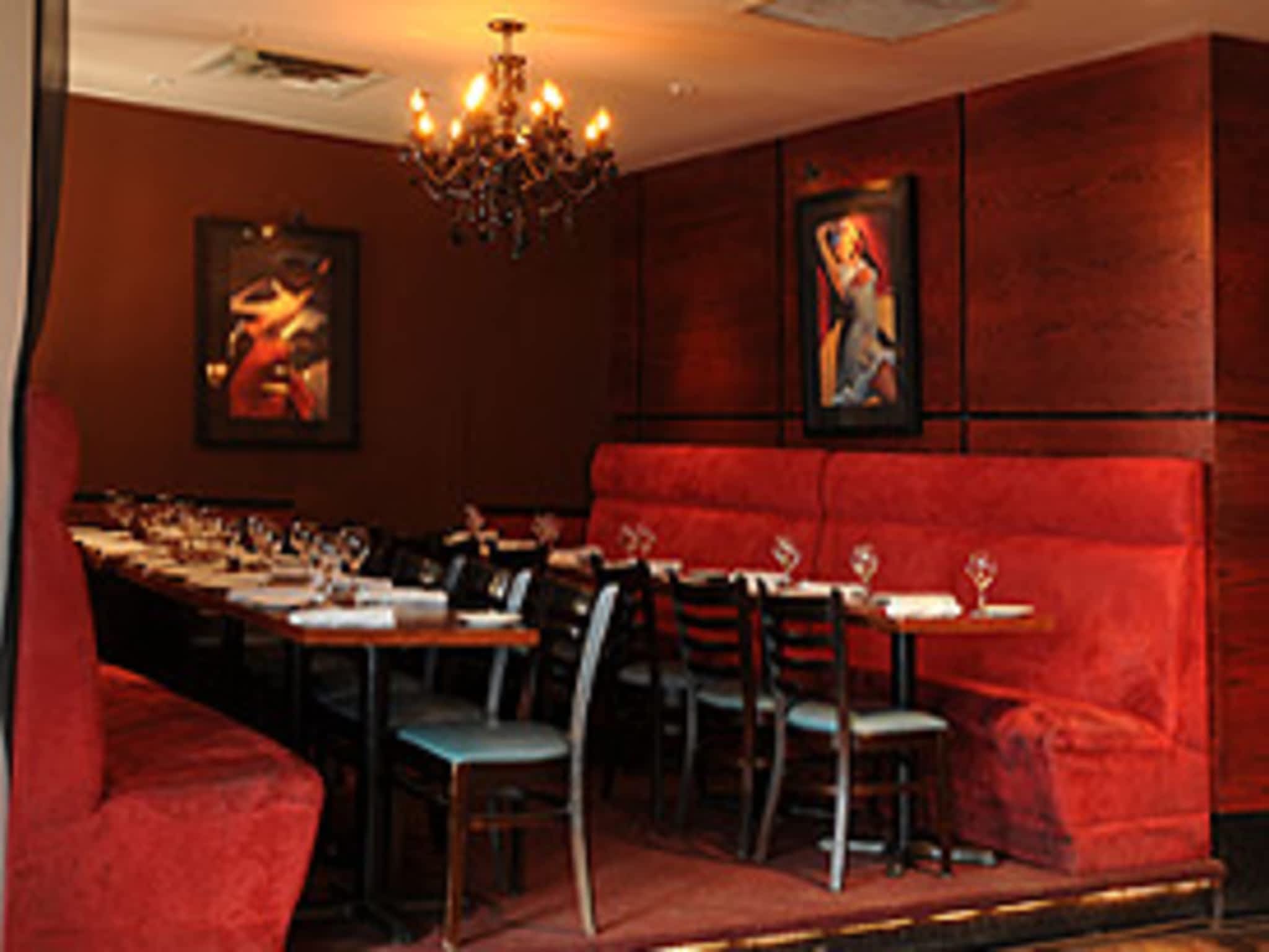 photo Alleycatz Restaurant Lounge