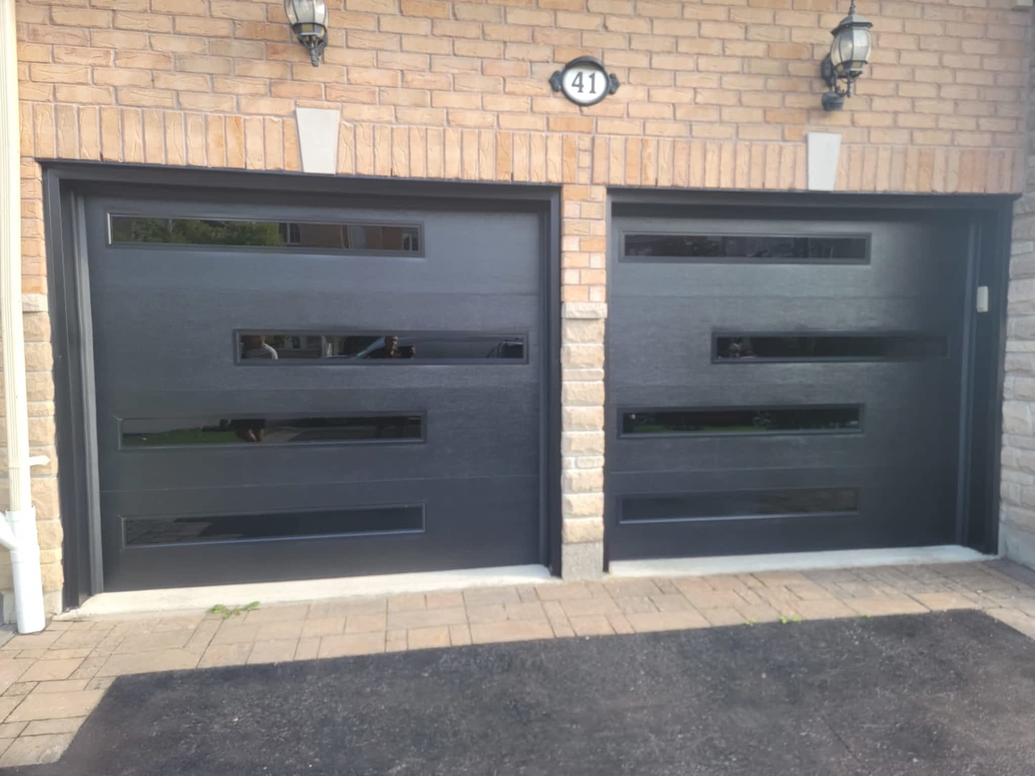 photo Cobra Garage Door Inc