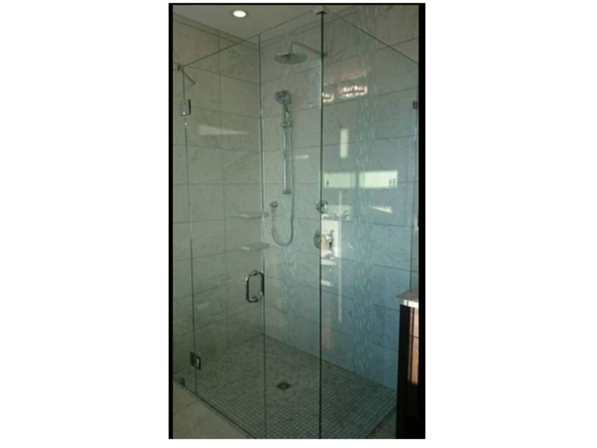 photo Lakeview Glass