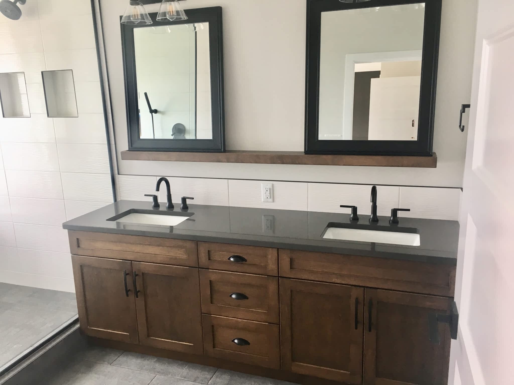 photo Granite Plus Inc