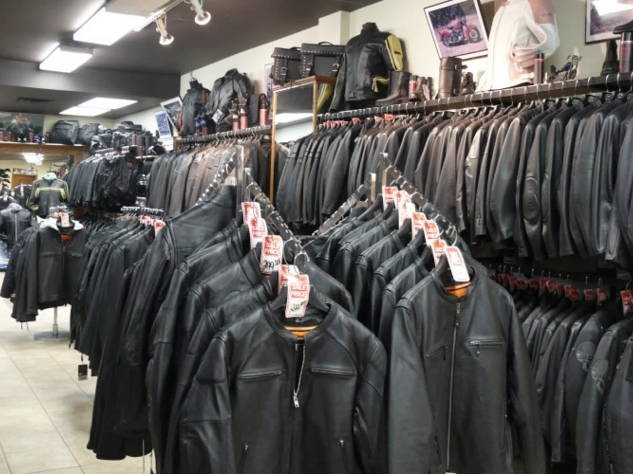 photo Leathers Giant Discount Warehouse