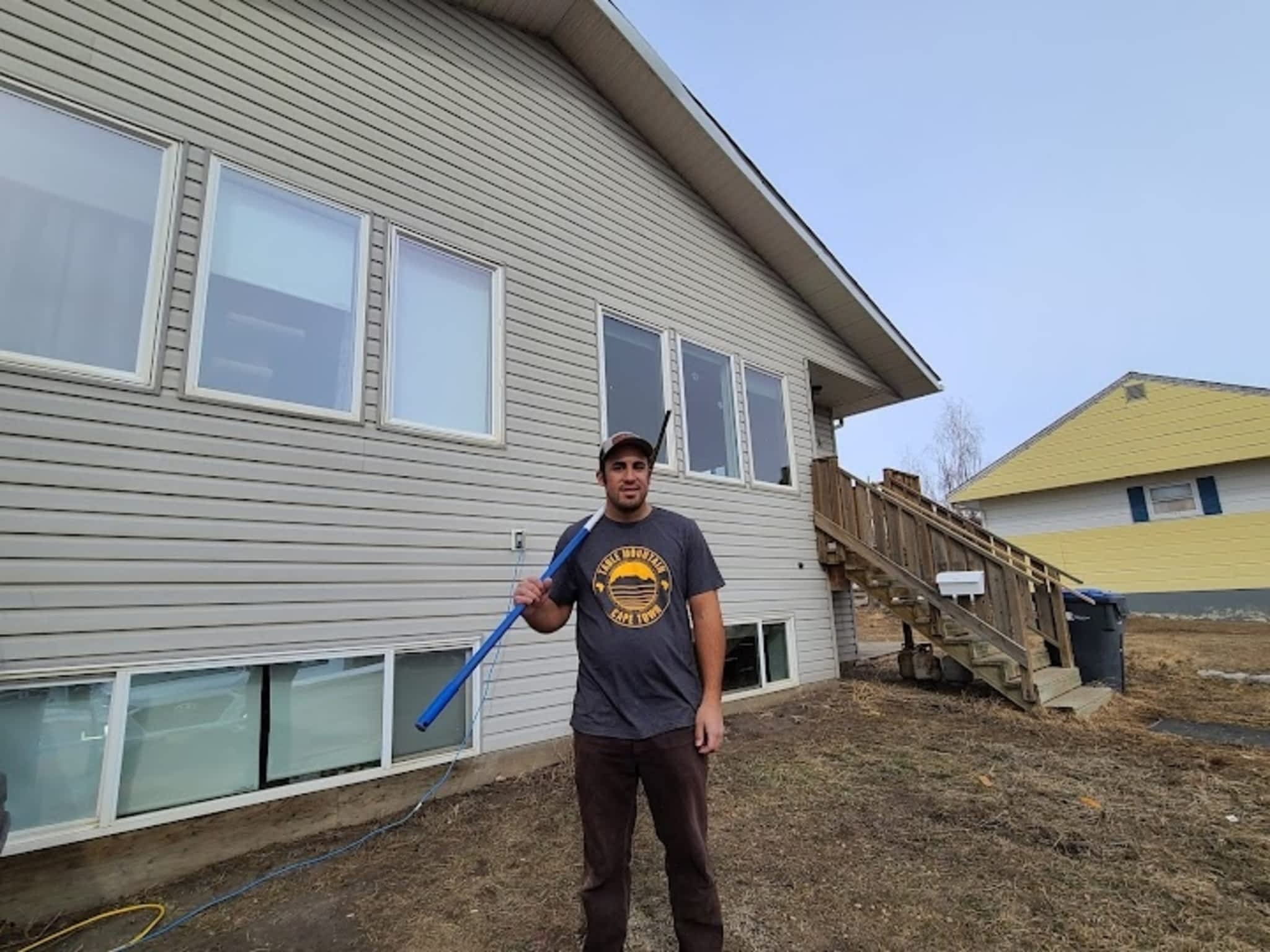 photo Palm's Window Cleaning & Contracting