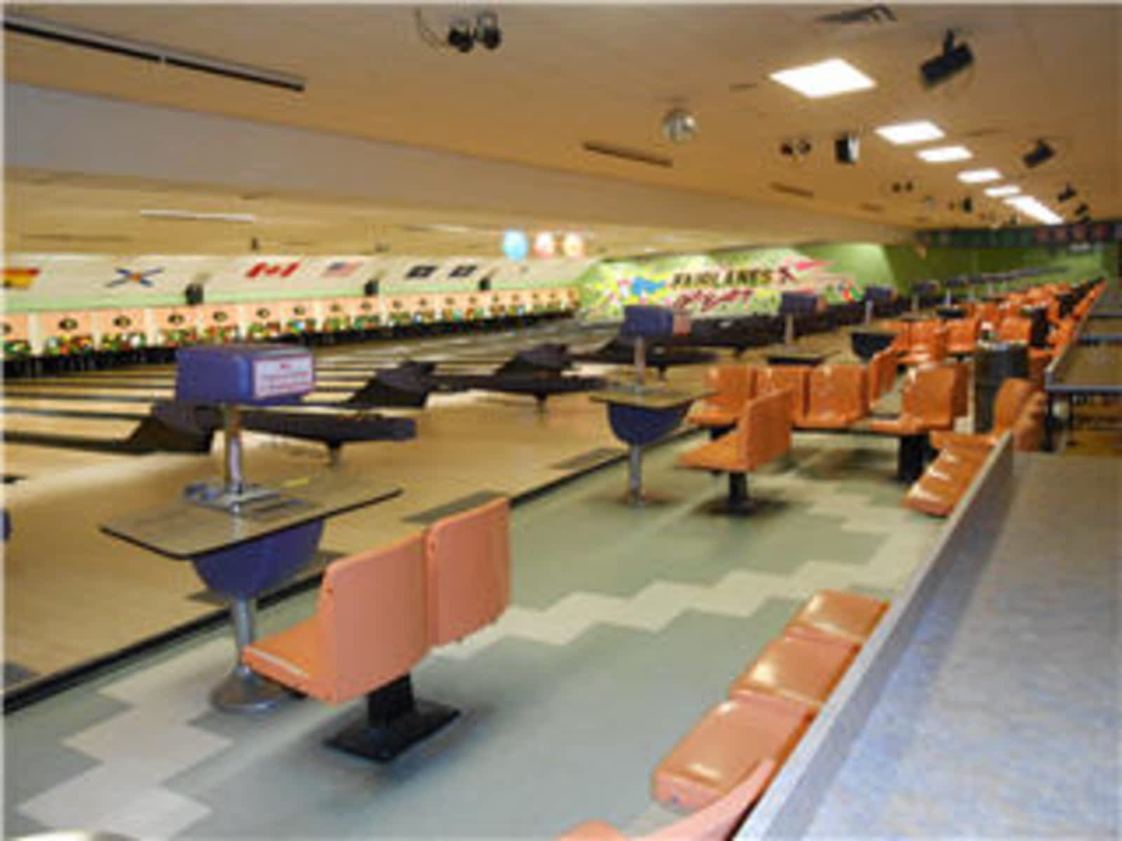Glow bowling moncton