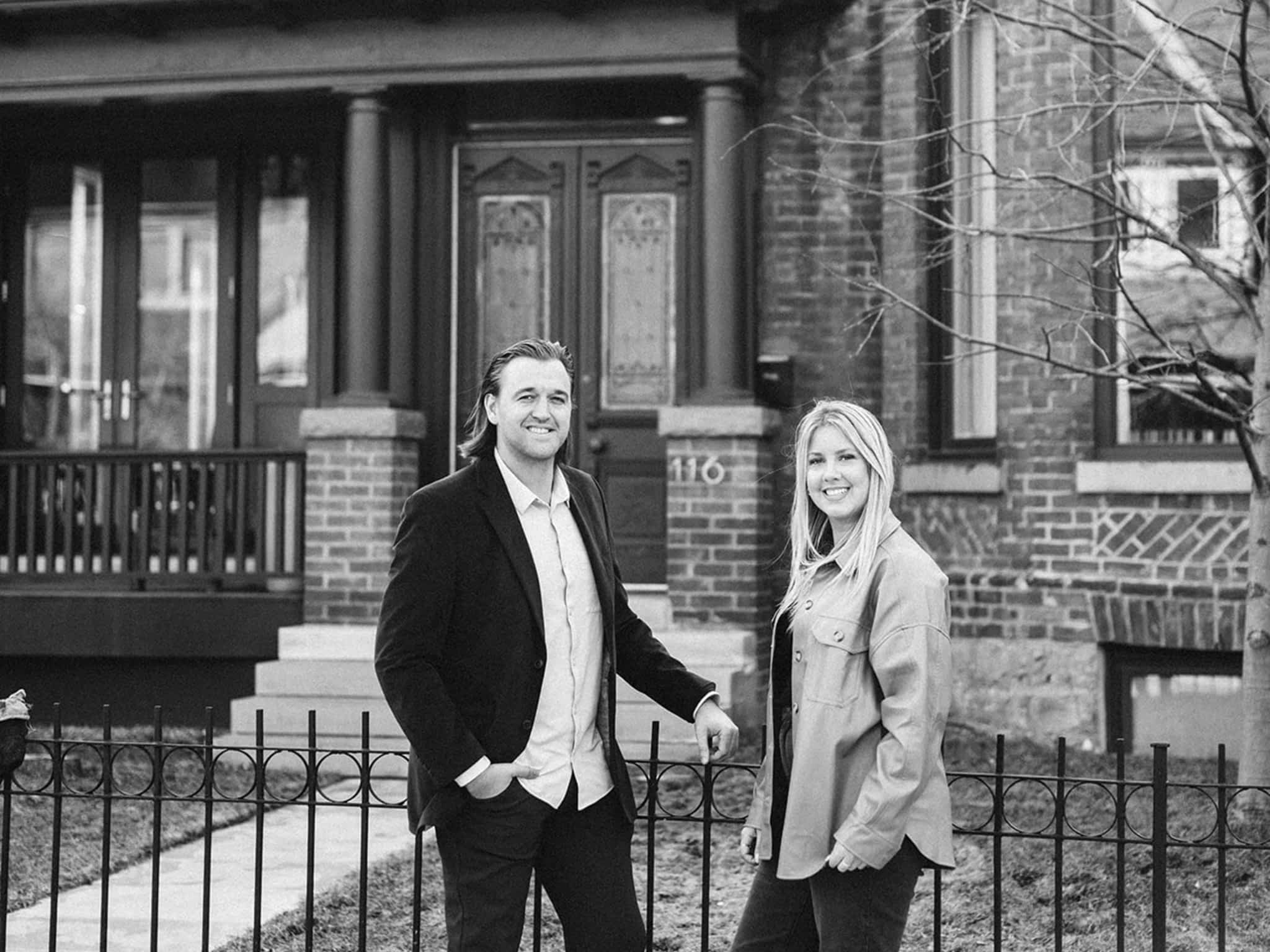 photo Rebecca Farthing & Nick Denhaan Real Estate