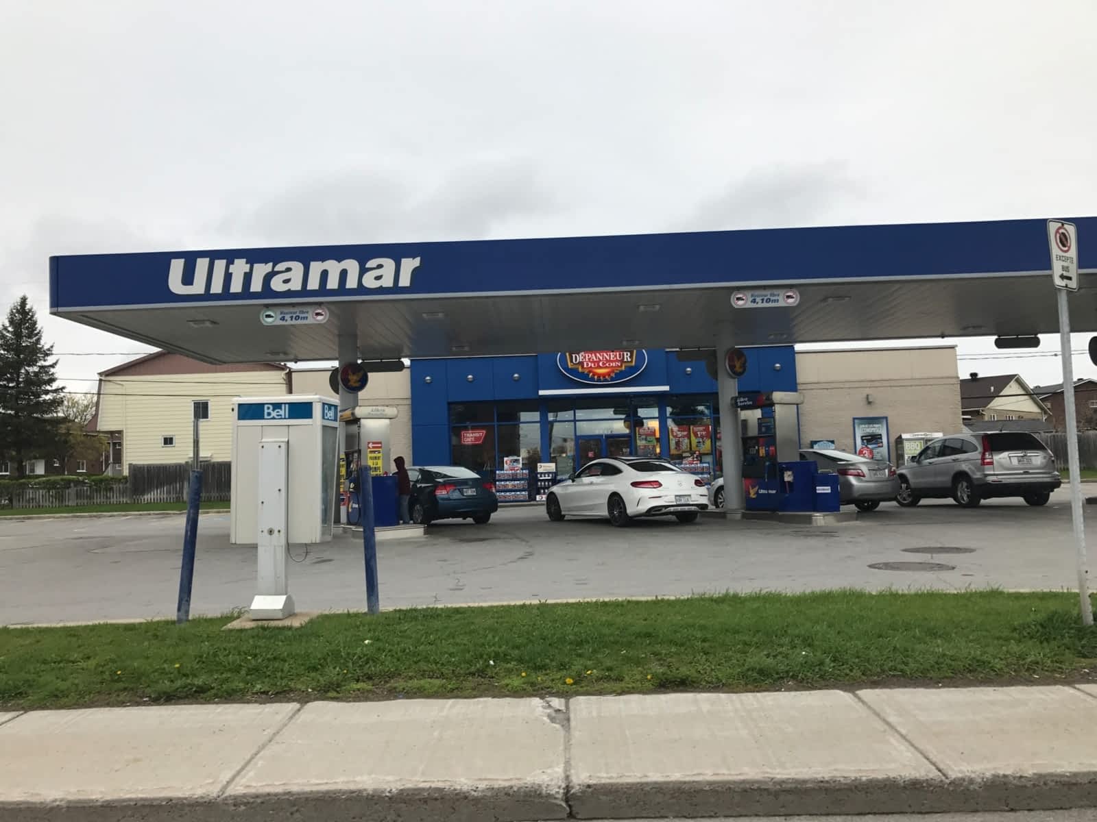 Ultramar Opening Hours 5047 boul Samson, Laval, QC