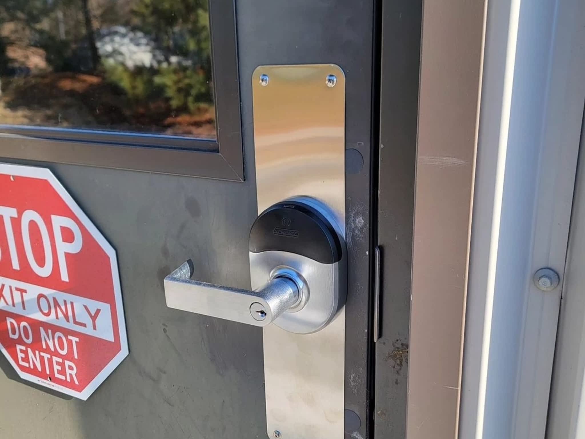 photo NEXT LEVEL Locksmith Calgary
