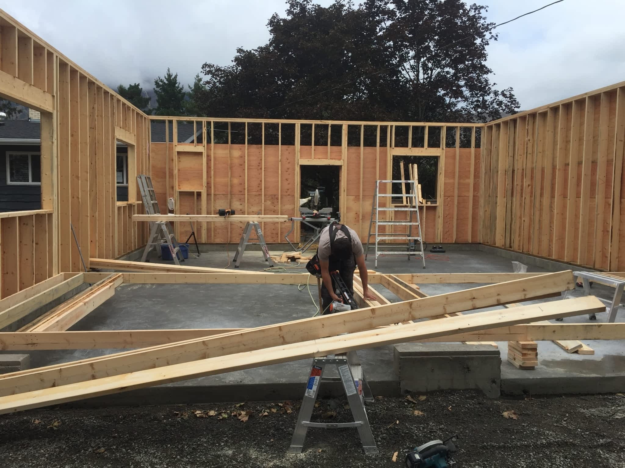 photo Sure Square Contracting Ltd.