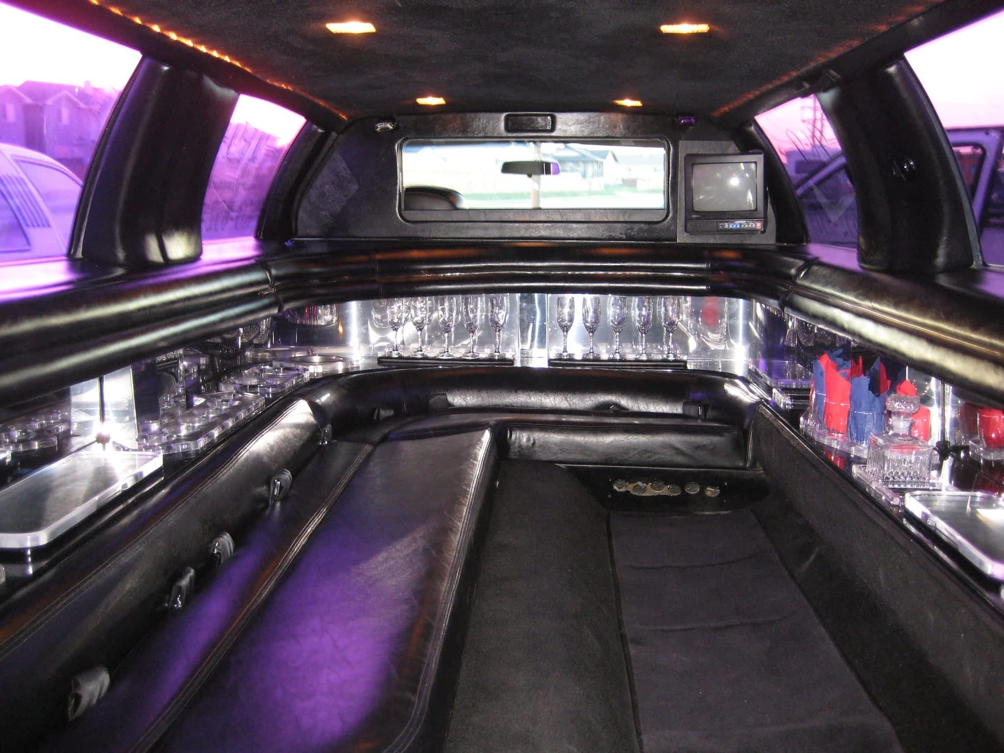 photo D & D Classic Limousine Services