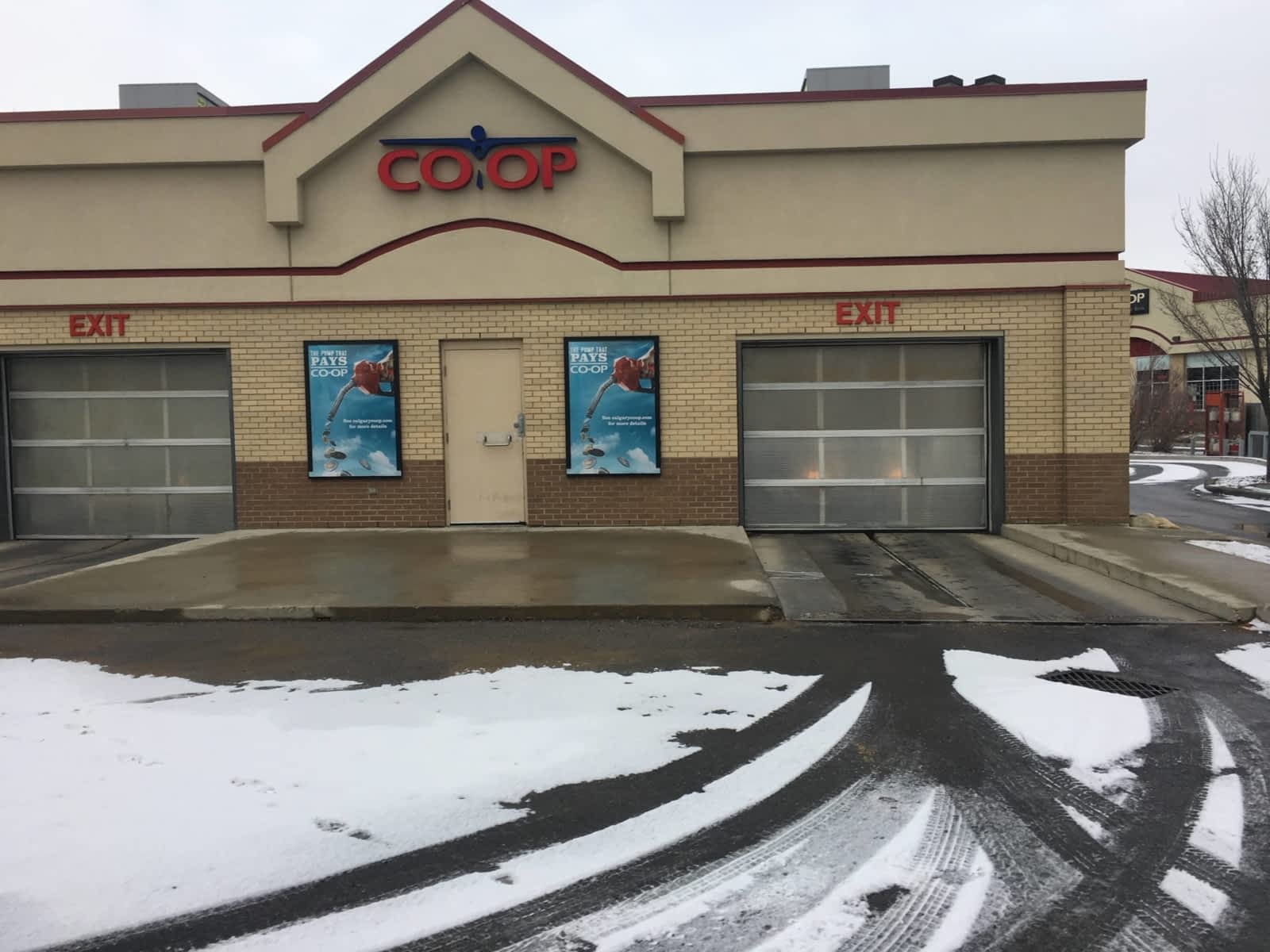 Calgary Coop Gas Bar 5505 Shaganappi Trail NW, Calgary, AB