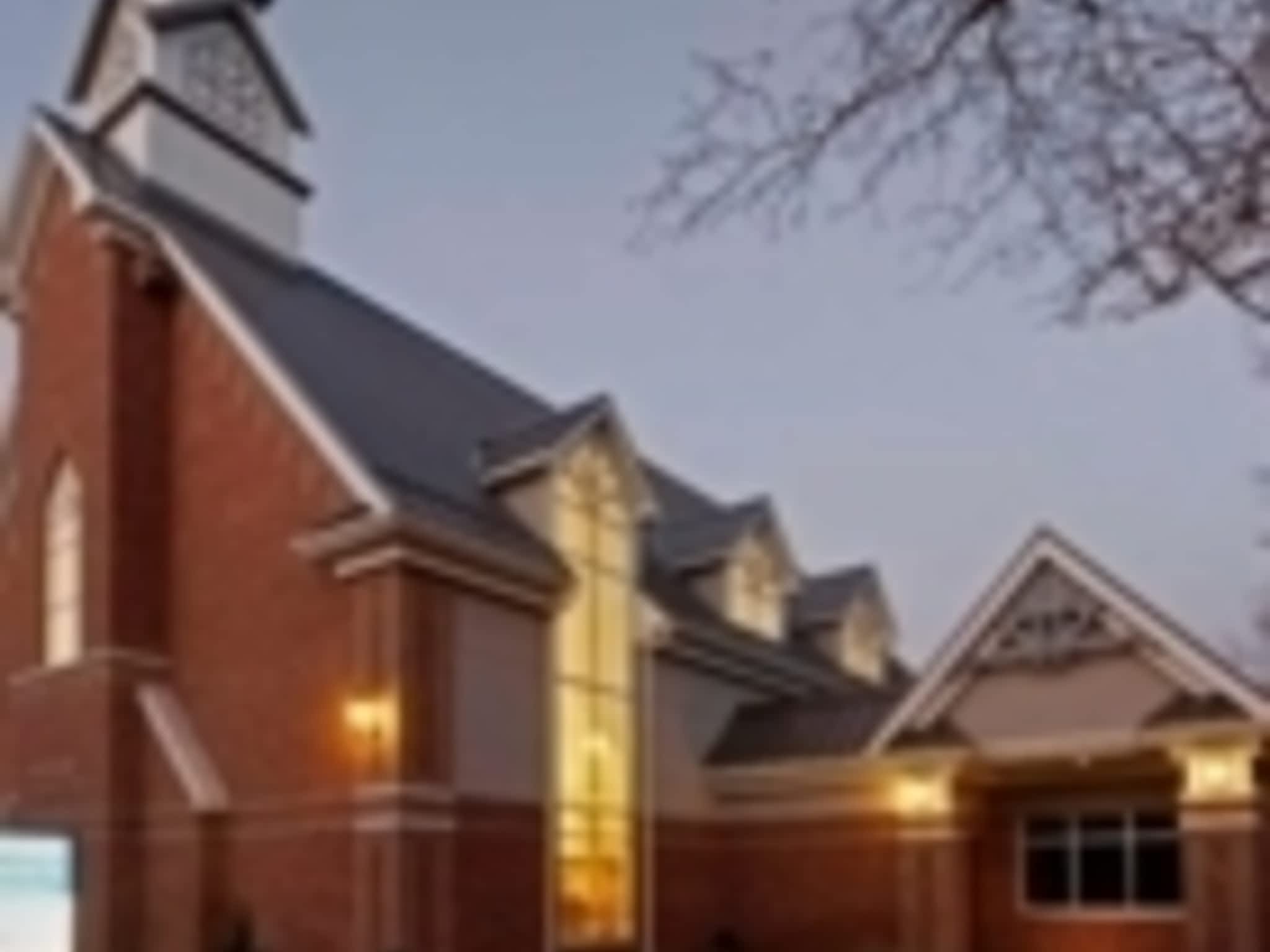 photo G Douglas Vallee Ltd