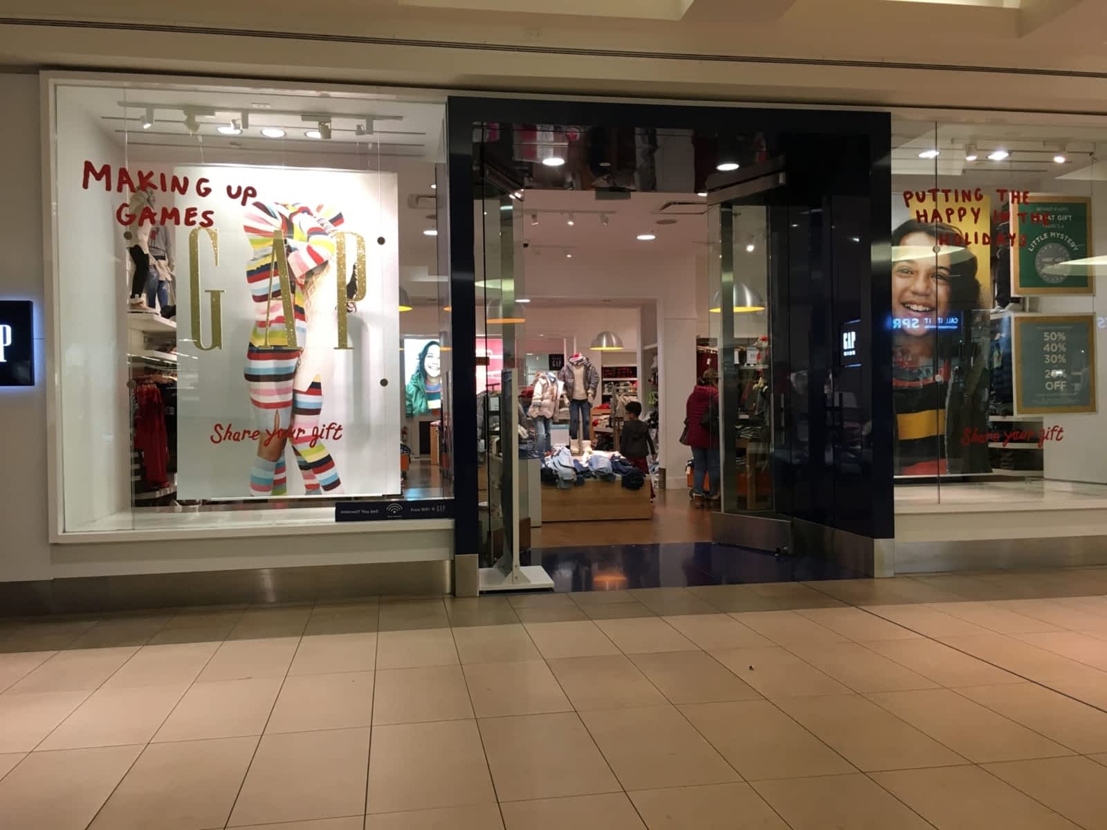 gap at fairview mall