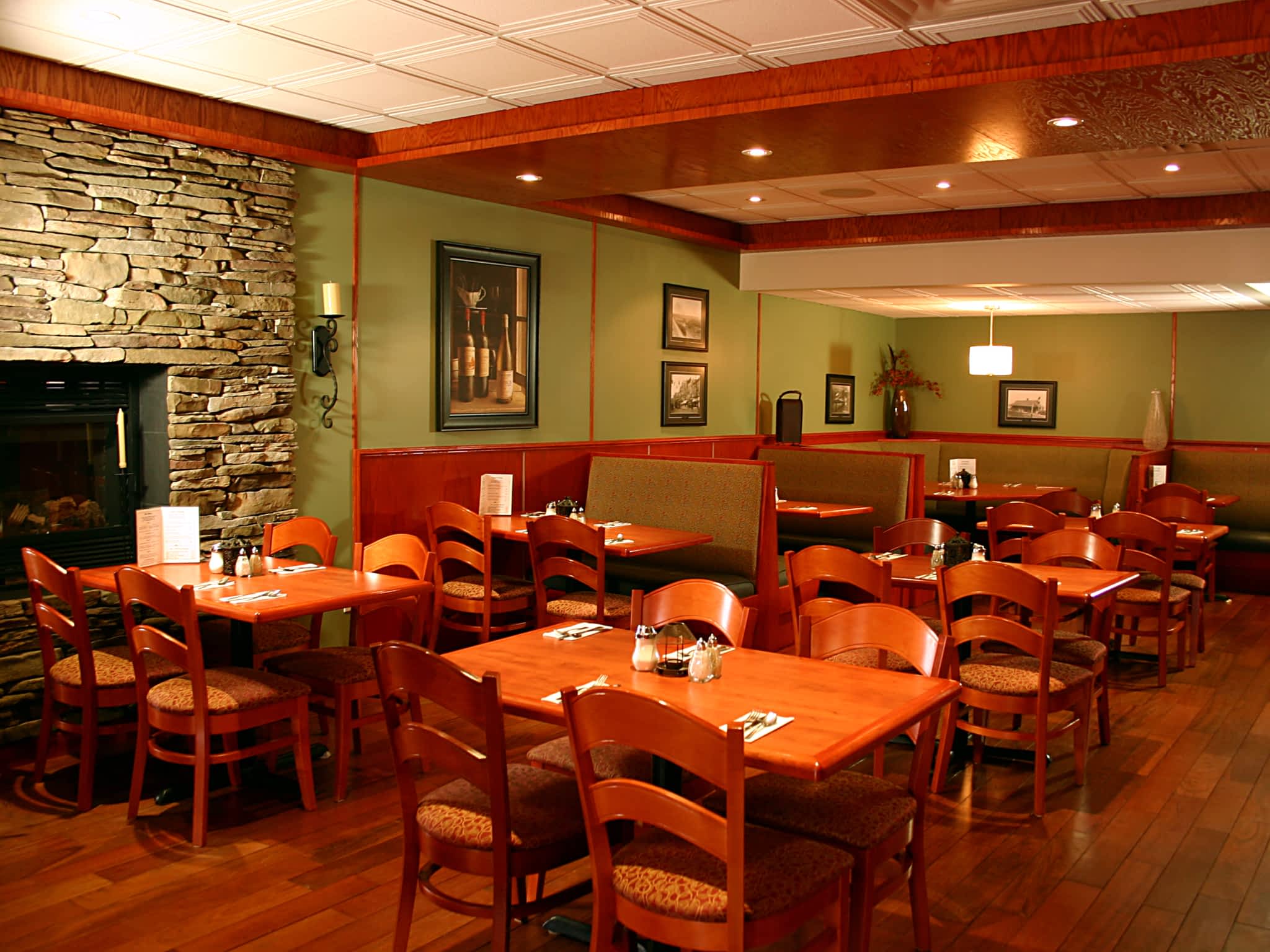 photo The Village Restaurant