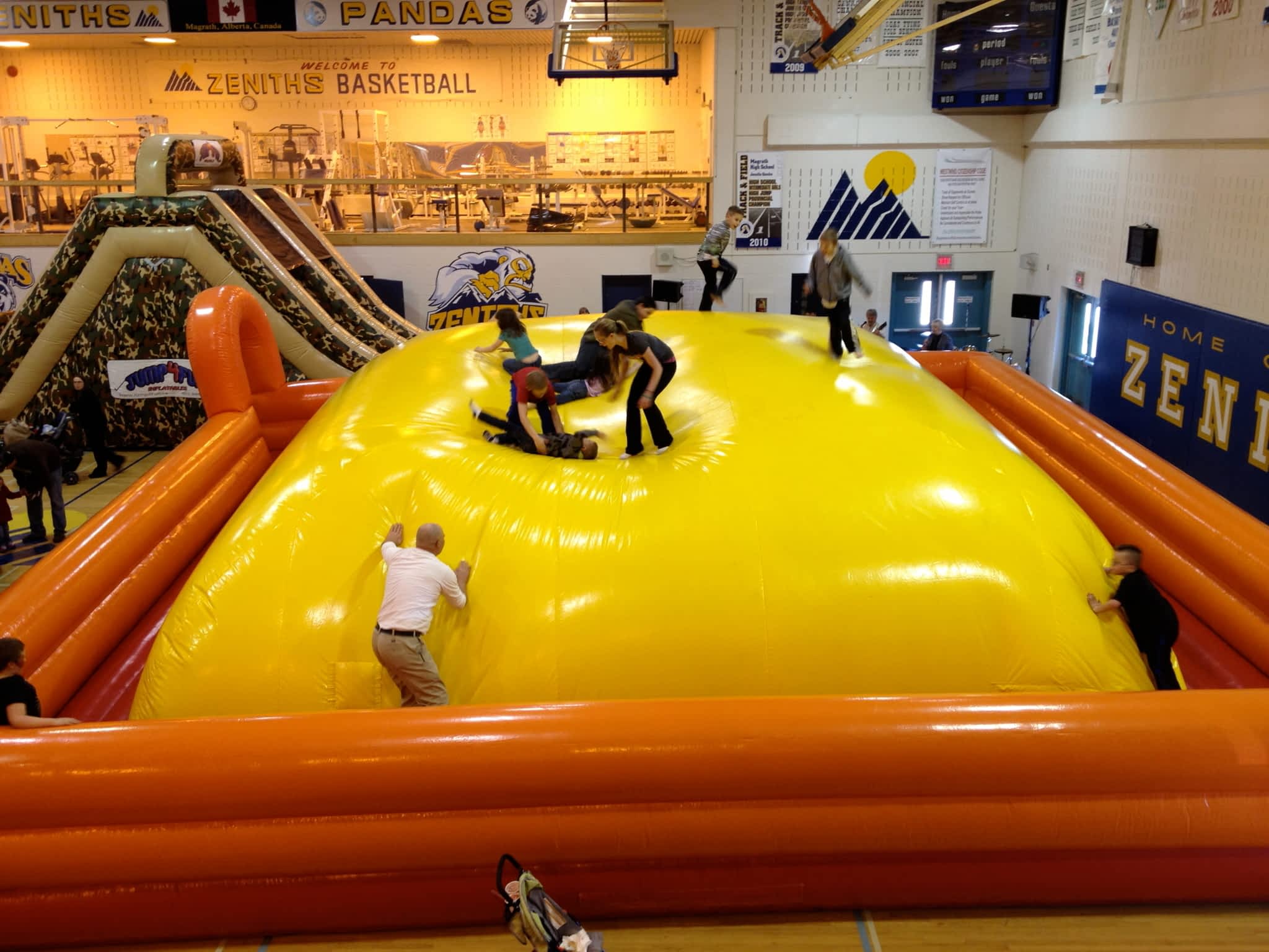 photo Jump 4 Fun Inflatables