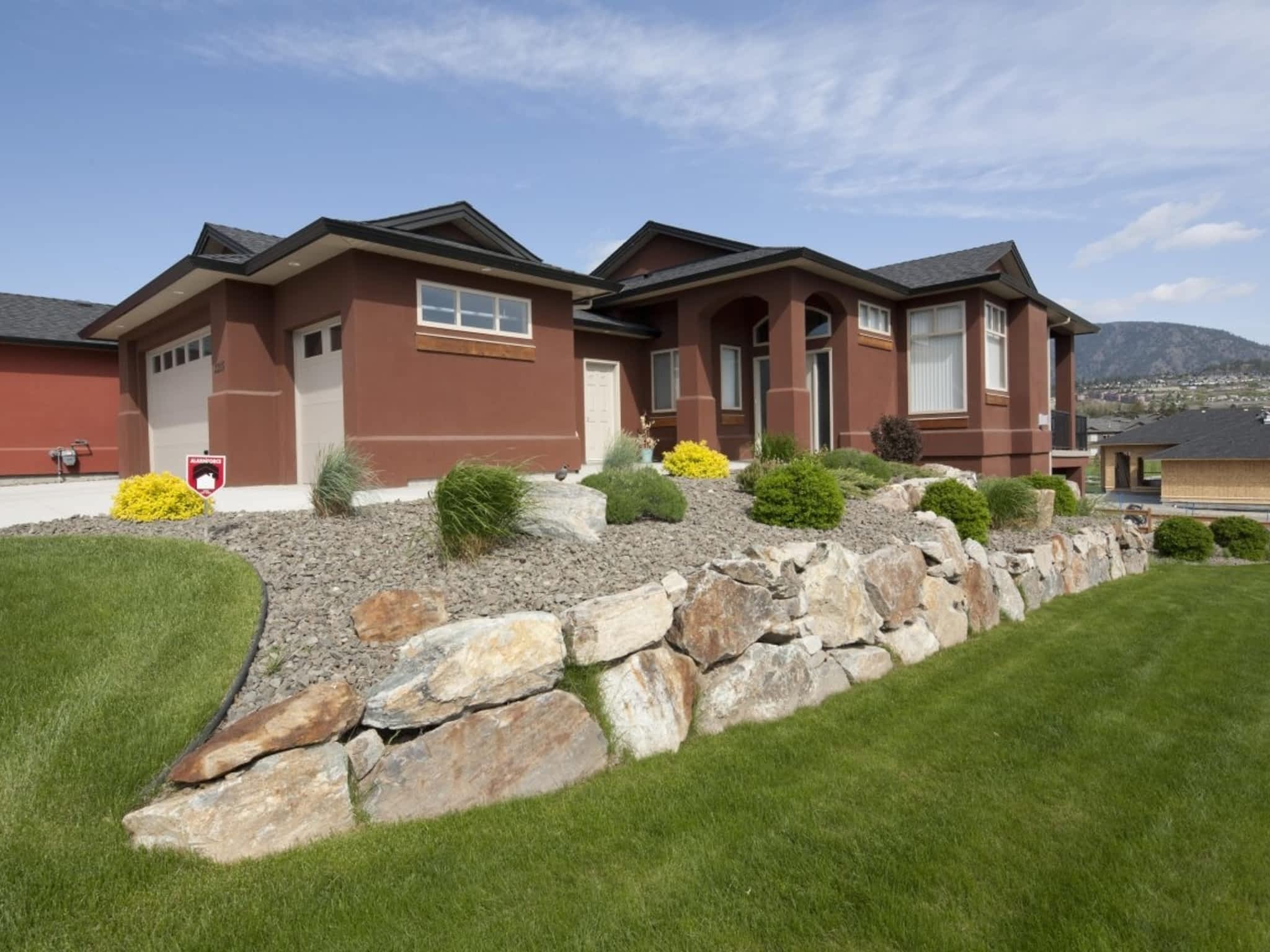 photo Madge Custom Roofing