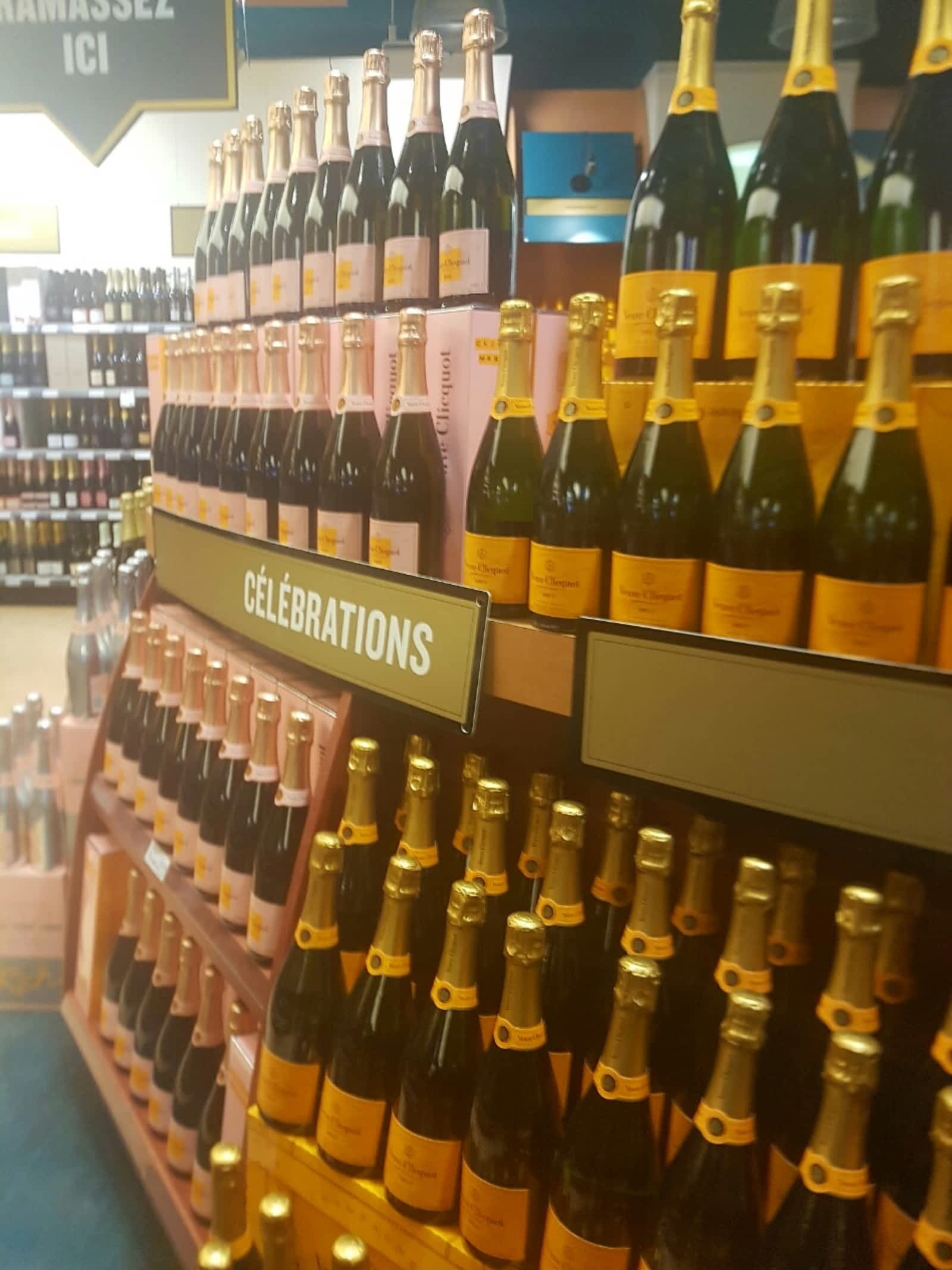 SAQ Sélection Horaire d'ouverture 425, boul. Maisonneuve O