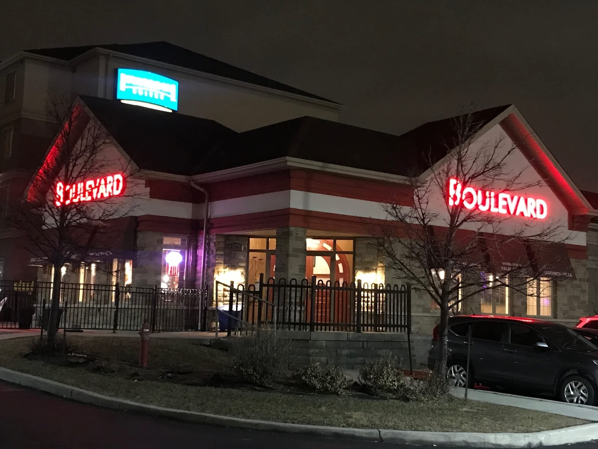 photo Boulevard Restaurant