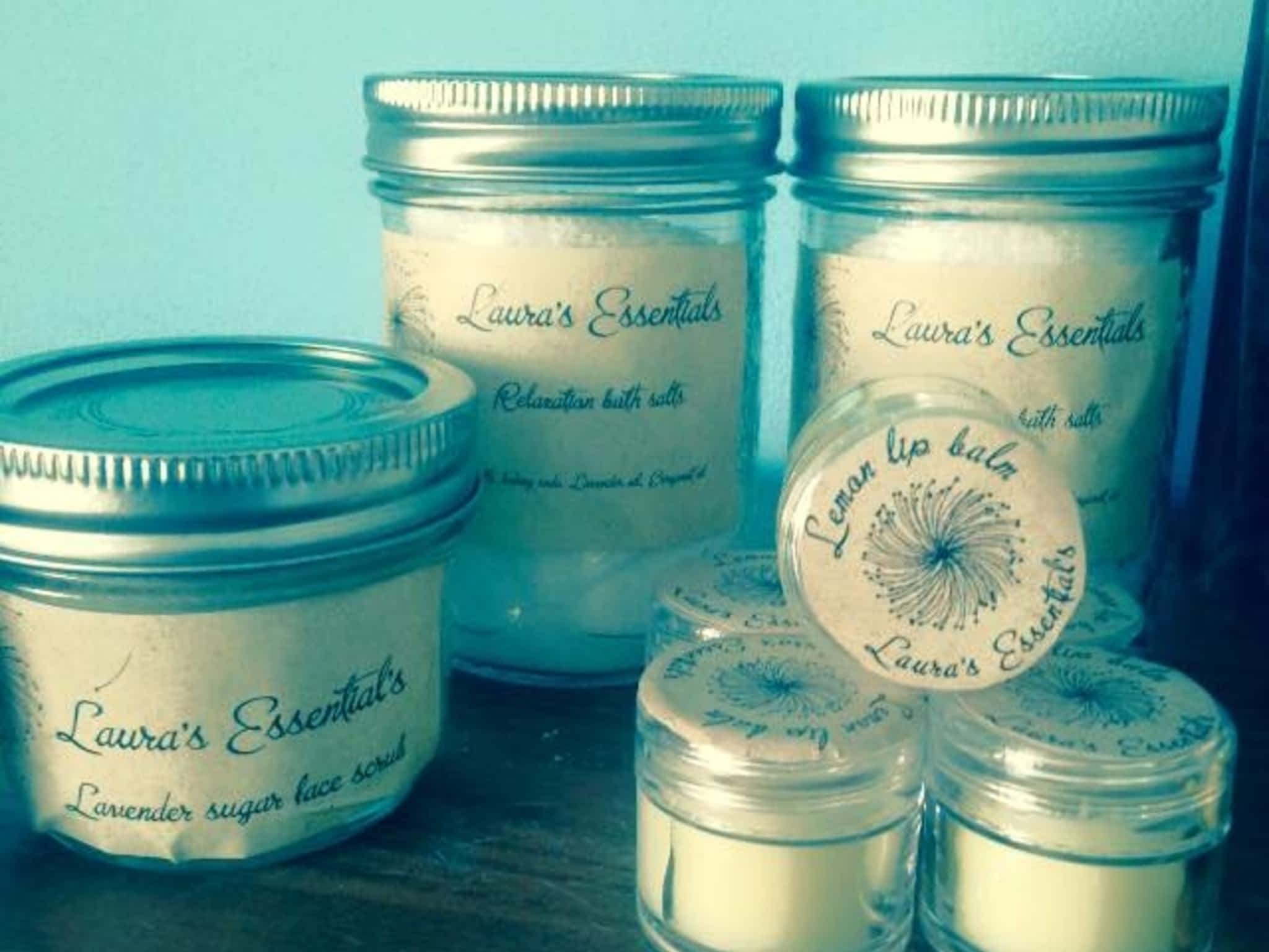 photo Laura's Essentials