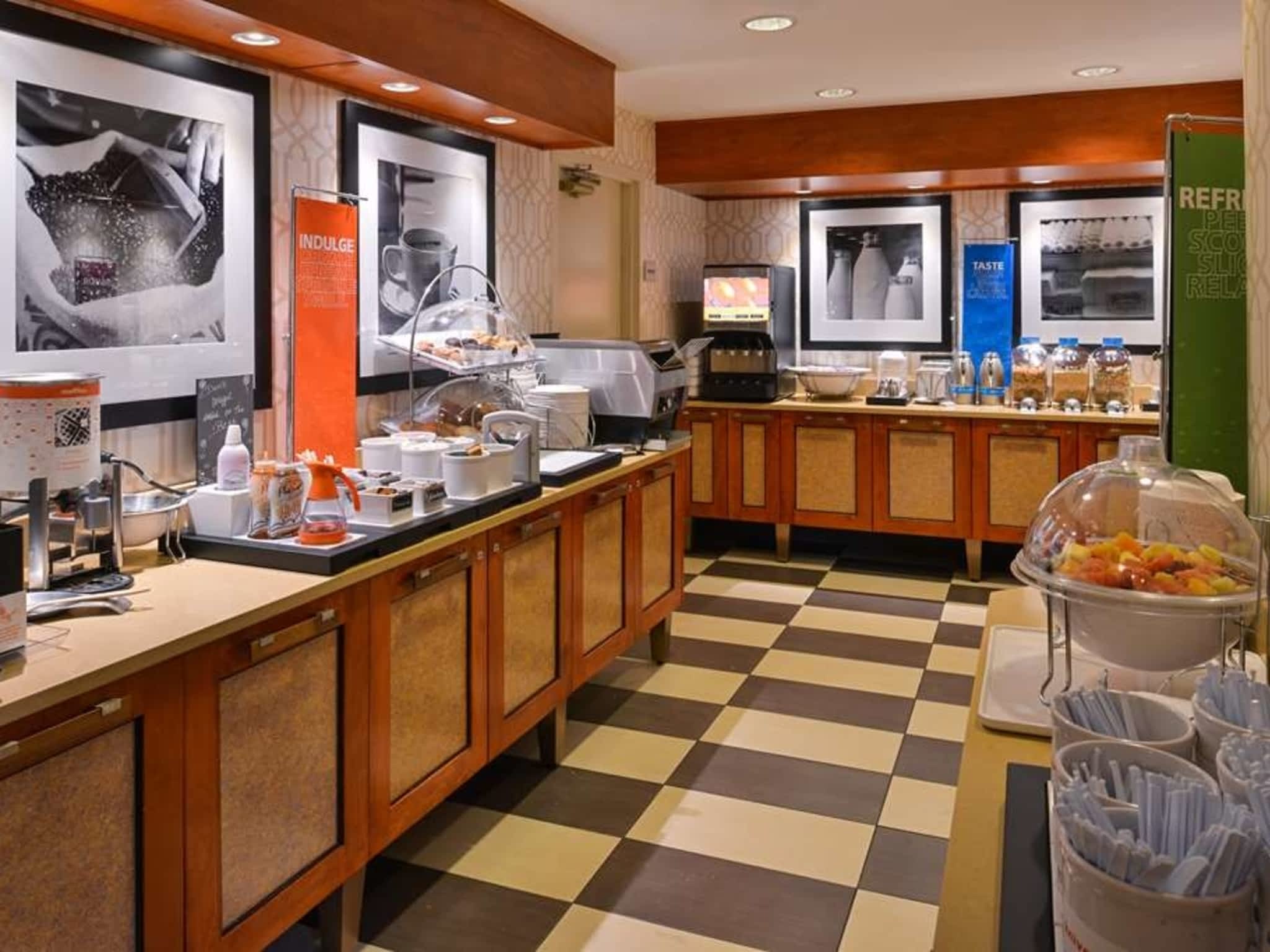 photo Hampton Inn & Suites By Hilton Calgary- University Northwest
