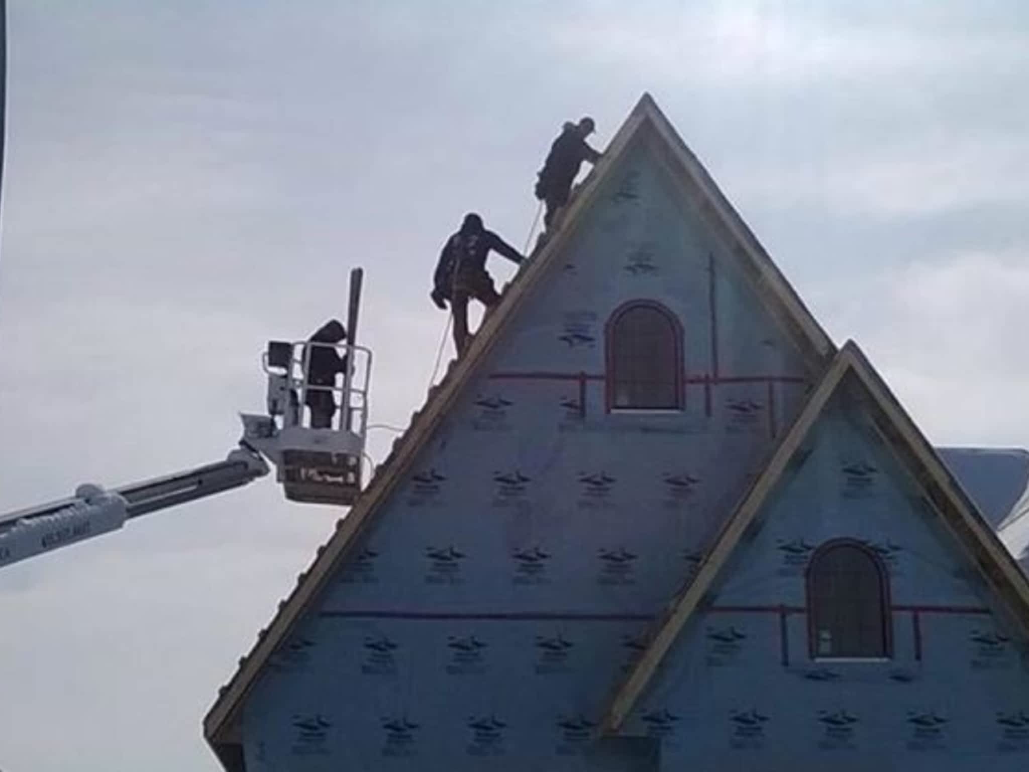 photo RJ's Exteriors