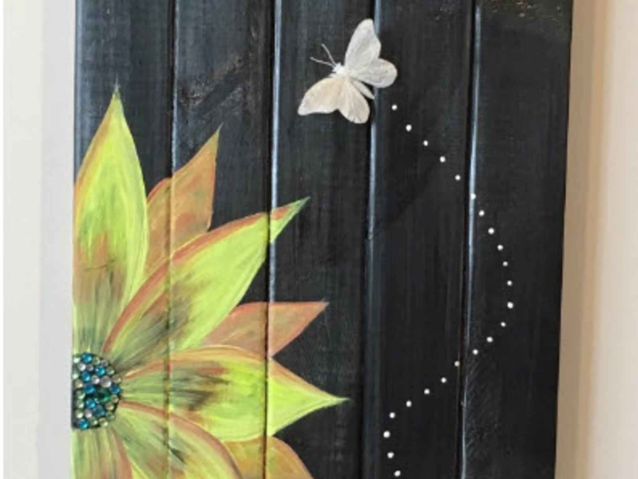 photo Colours N Corks