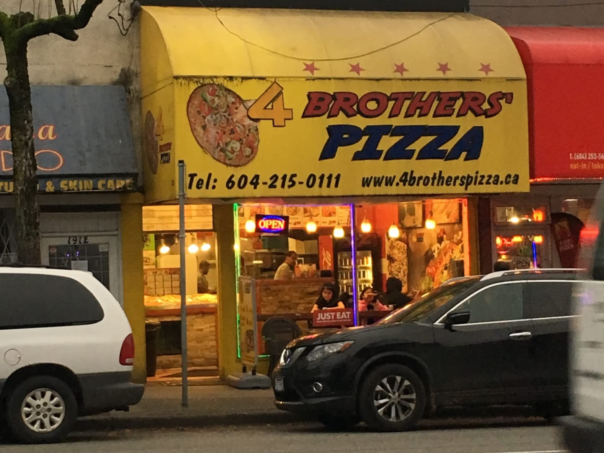 photo 4 Brothers Pizza