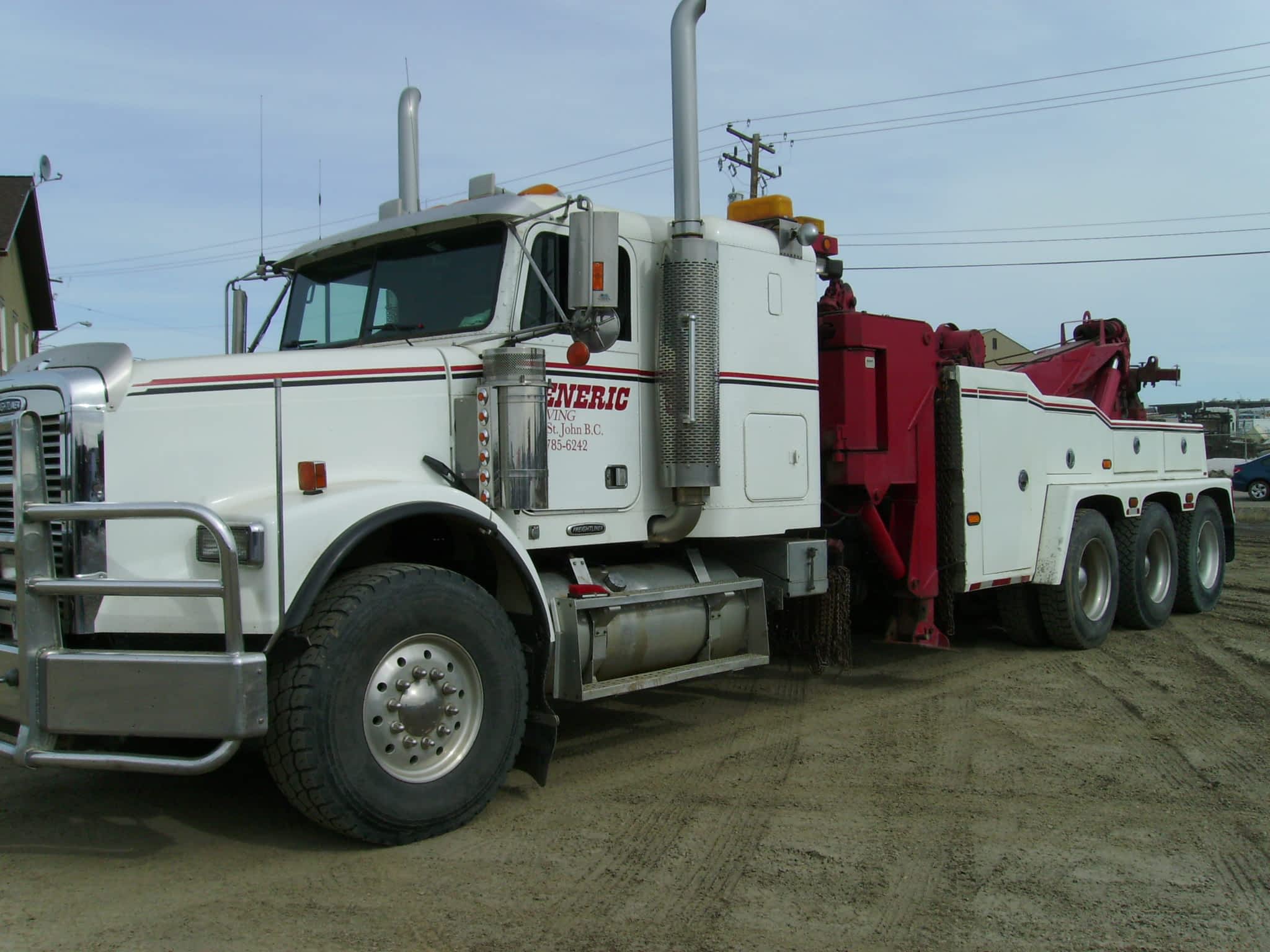 photo Generic Towing & Auto Parts Ltd