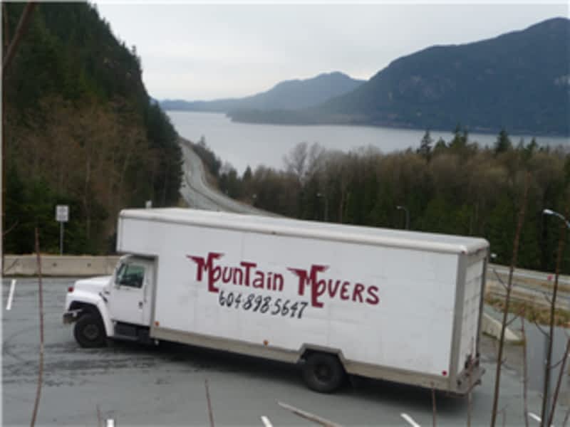 photo Squamish Mountain Movers