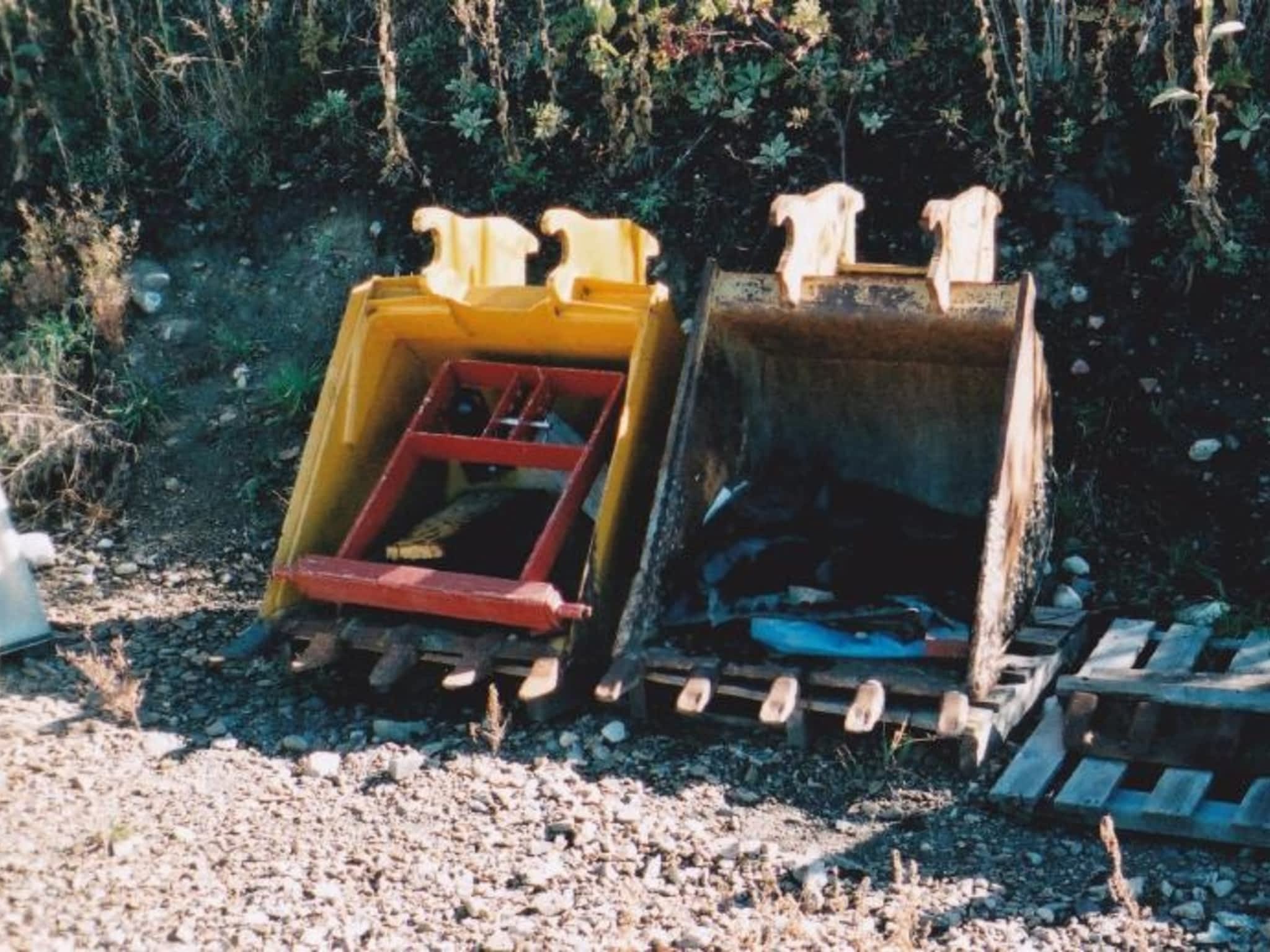 photo Advanced Backhoe Ltd