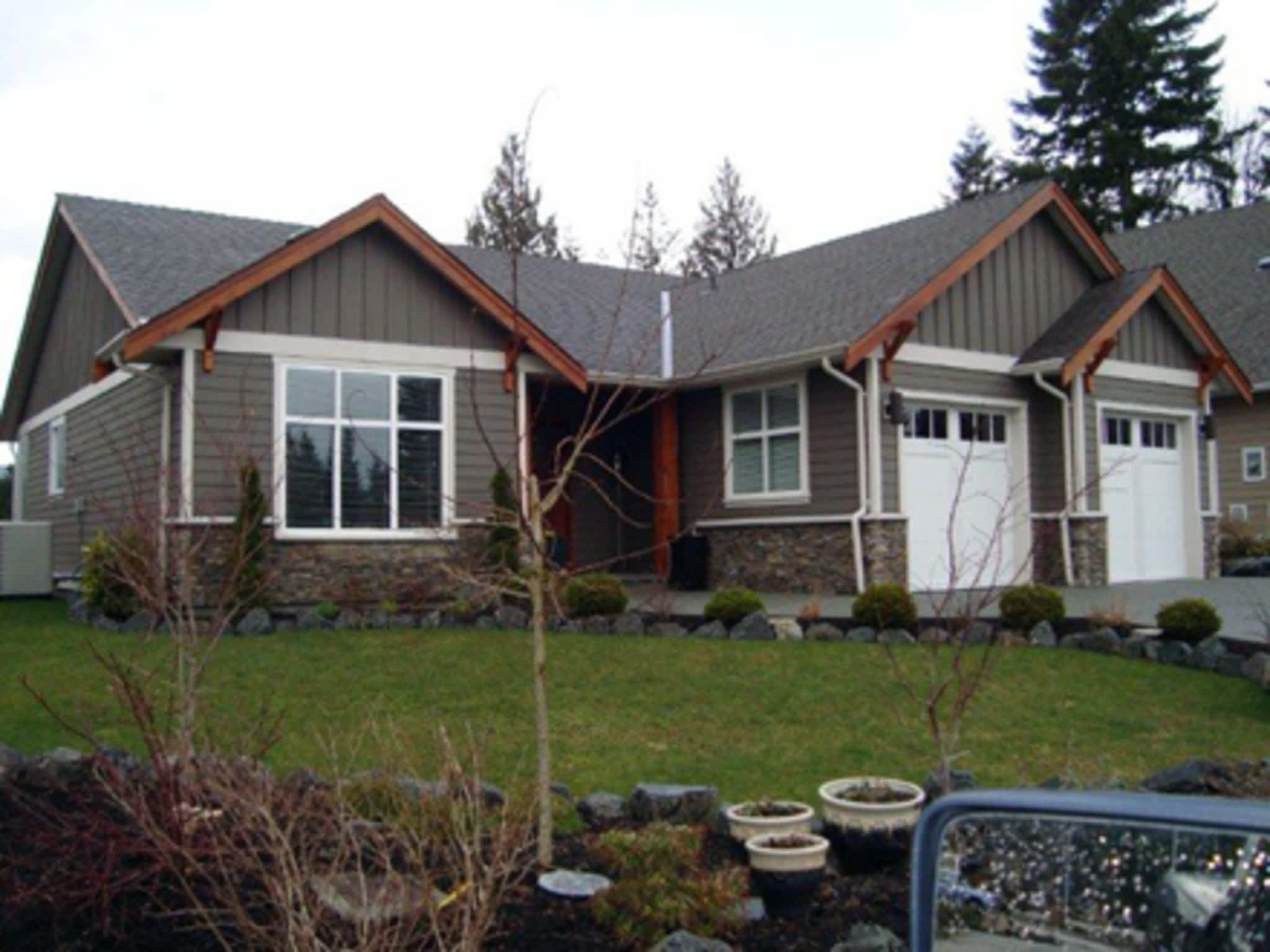 photo Pacific West Roofing