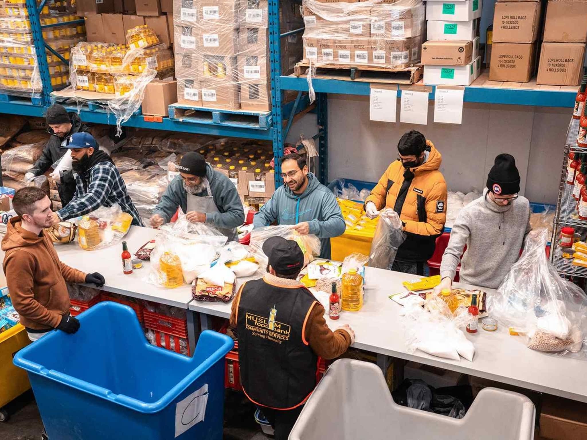 photo Muslim Food Bank and Community Services