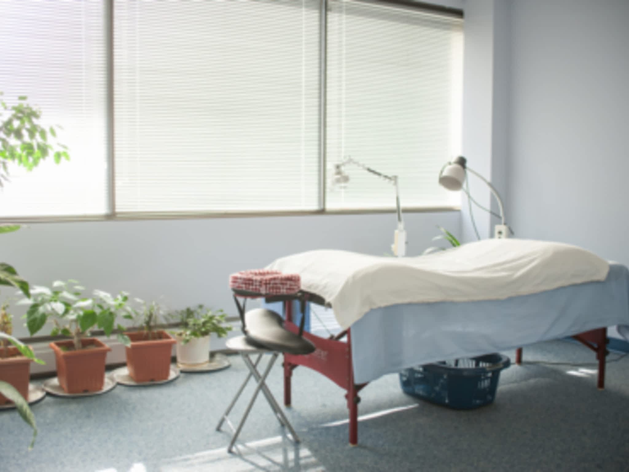 photo Acupuncture Chinese Massage & Herbal Medicine Clinic by Sun