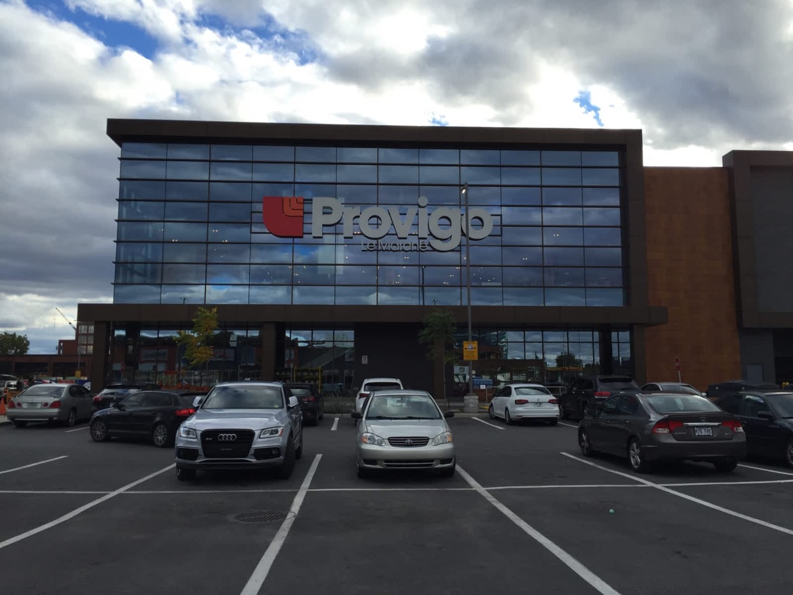 Provigo Opening Hours 2386 ch Lucerne, MontRoyal, QC