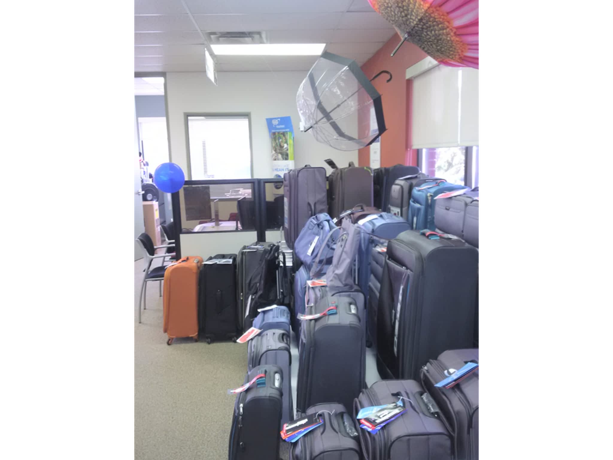 photo CAA Store - Belleville