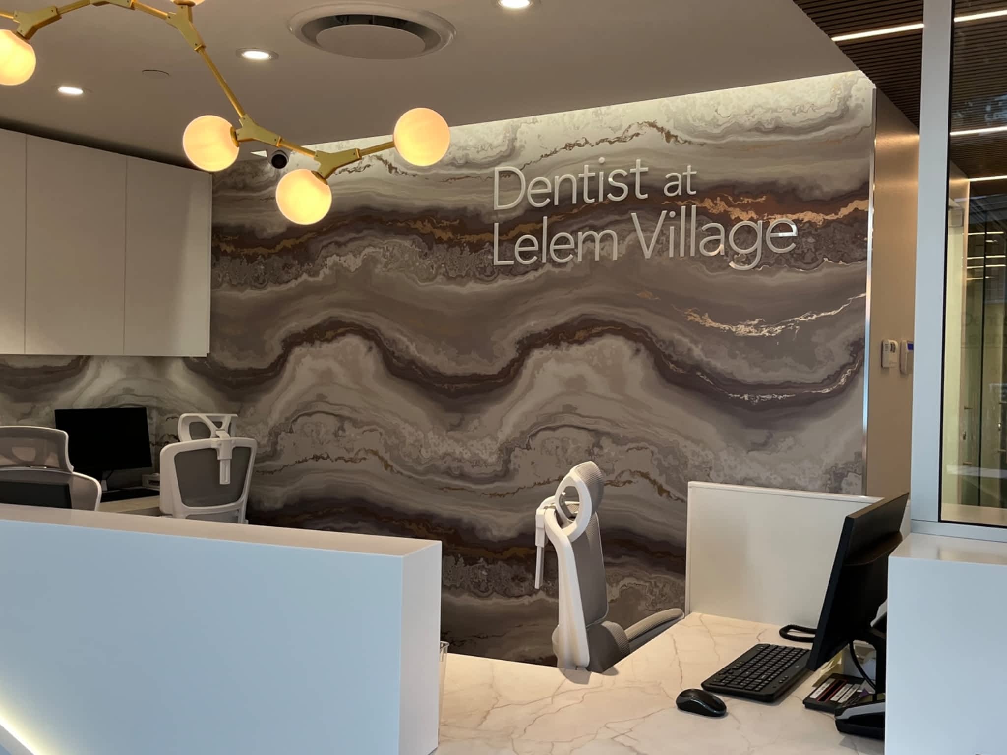 photo Dentist at Lelem Village