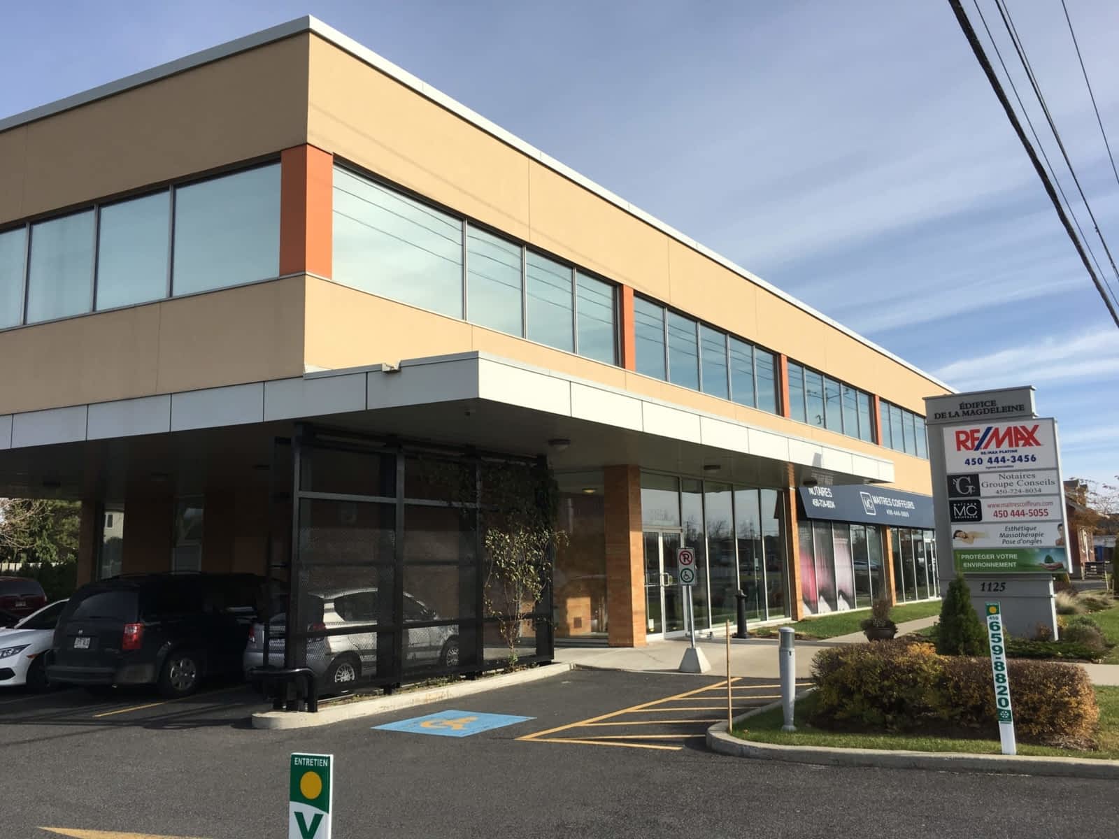 RE/MAX Platine Horaire d'ouverture 2101125, ch de SaintJean, La