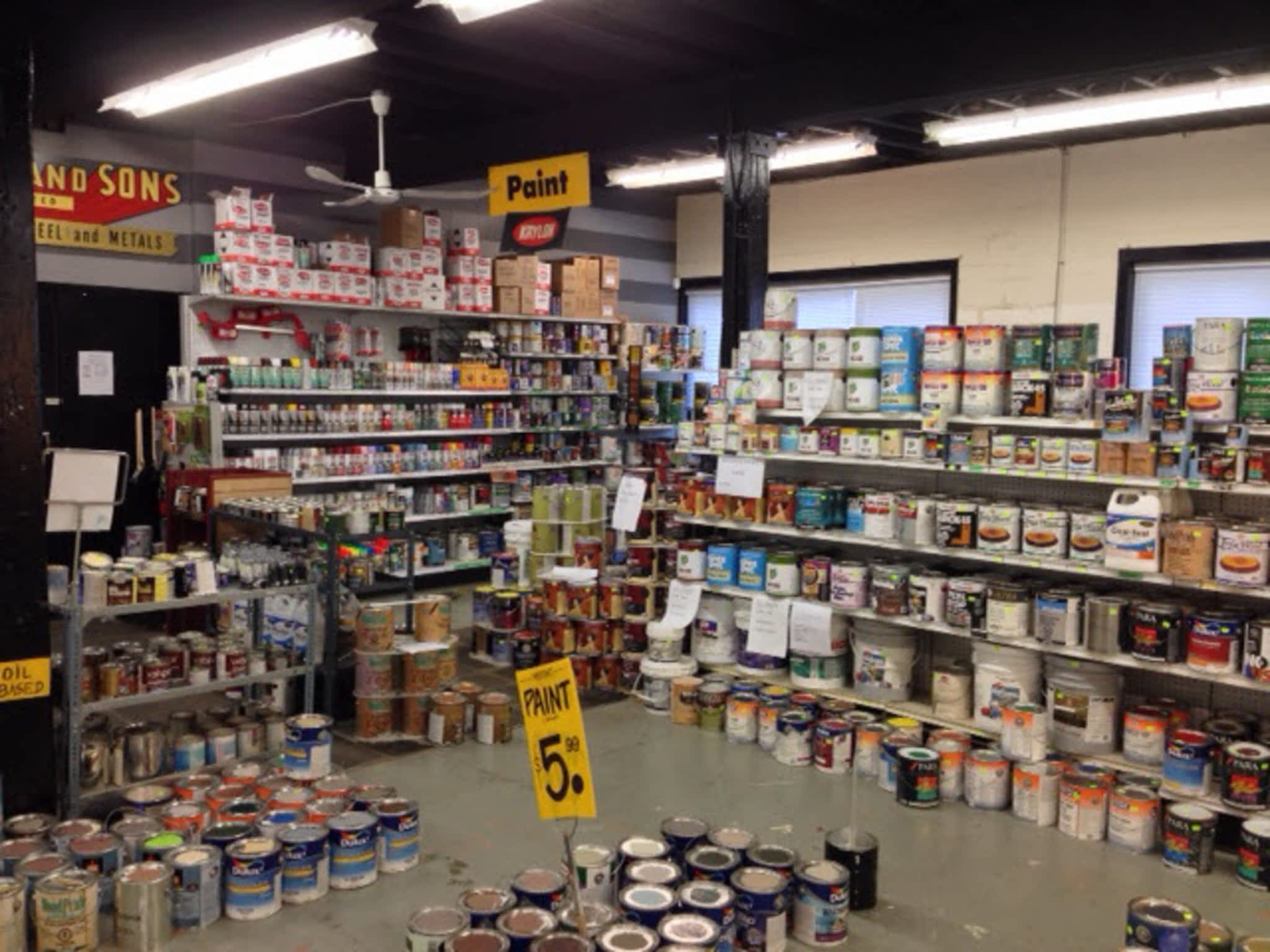 photo Rotblott's Discount Warehouse