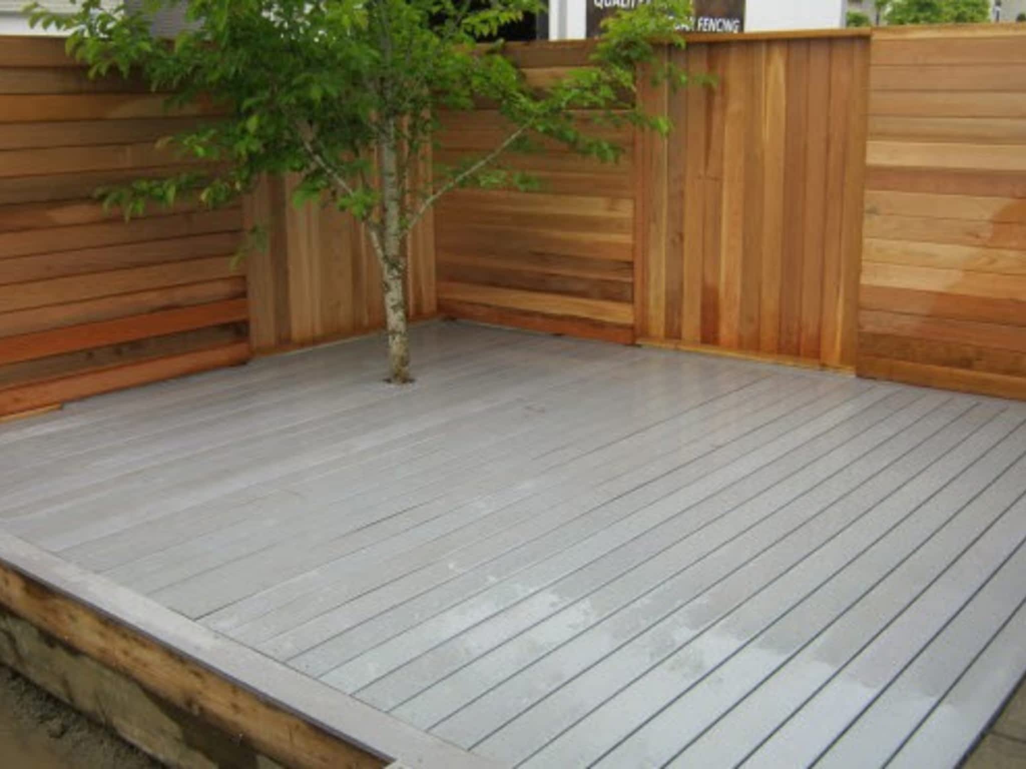 photo Quality Custom Cedar Fencing