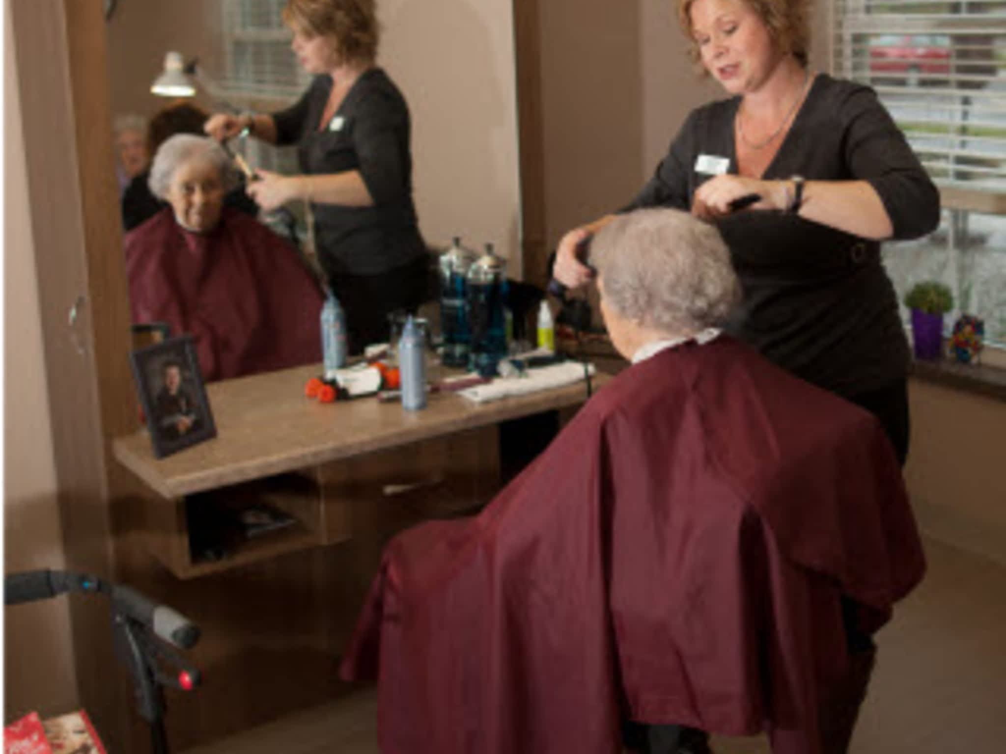 photo Adelaide Place