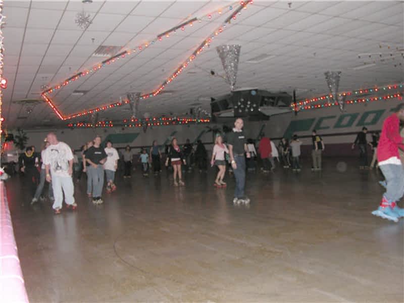 Scooter's Roller Palace Mississauga, ON 2105 Royal Windsor Dr Canpages