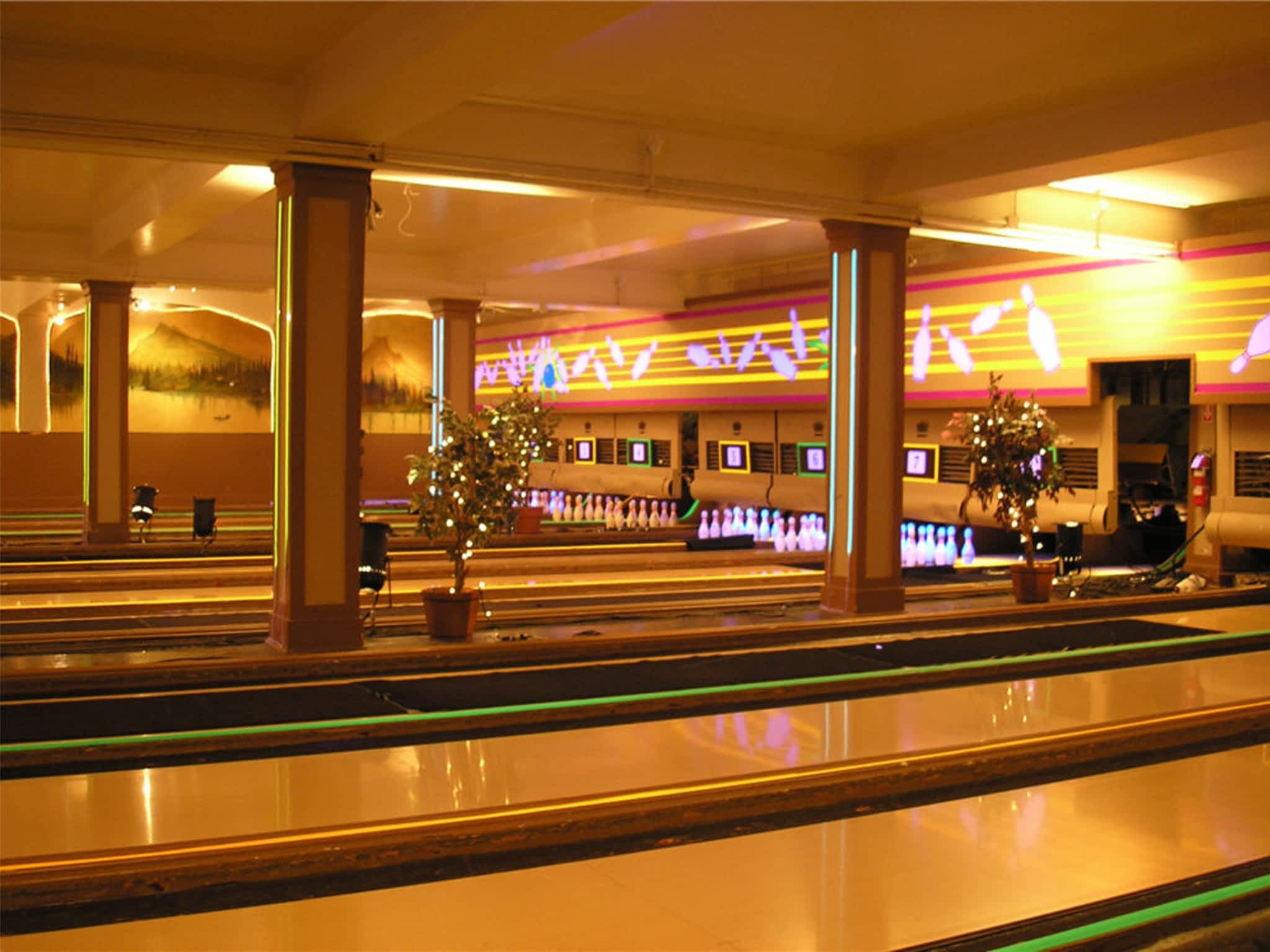 photo Commodore Lanes