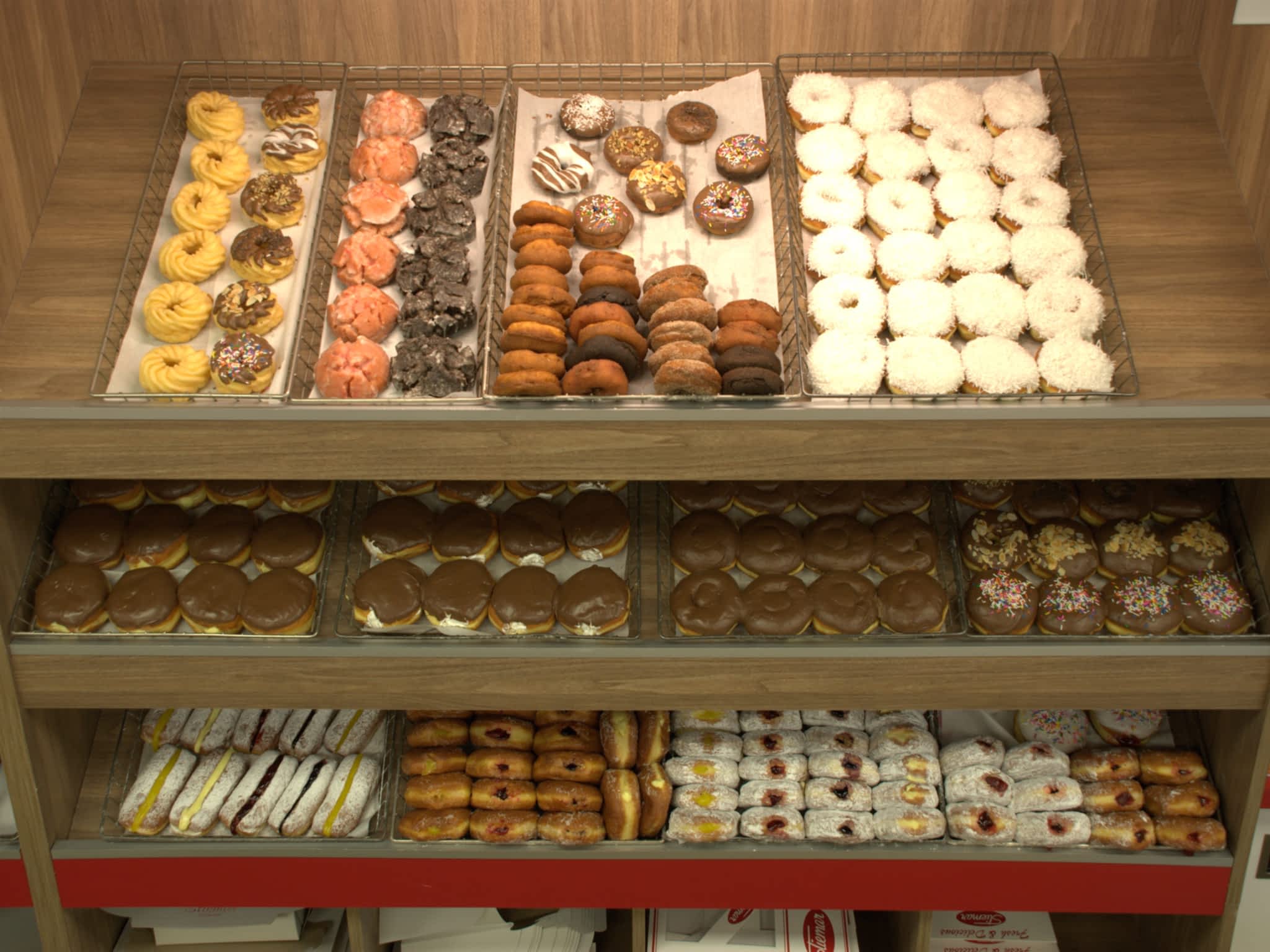 photo Stiemar Bread Windsor Co Ltd