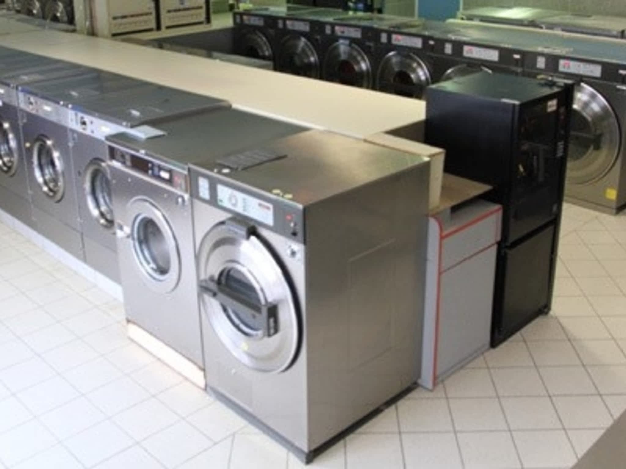 24 hour laundromat tampa