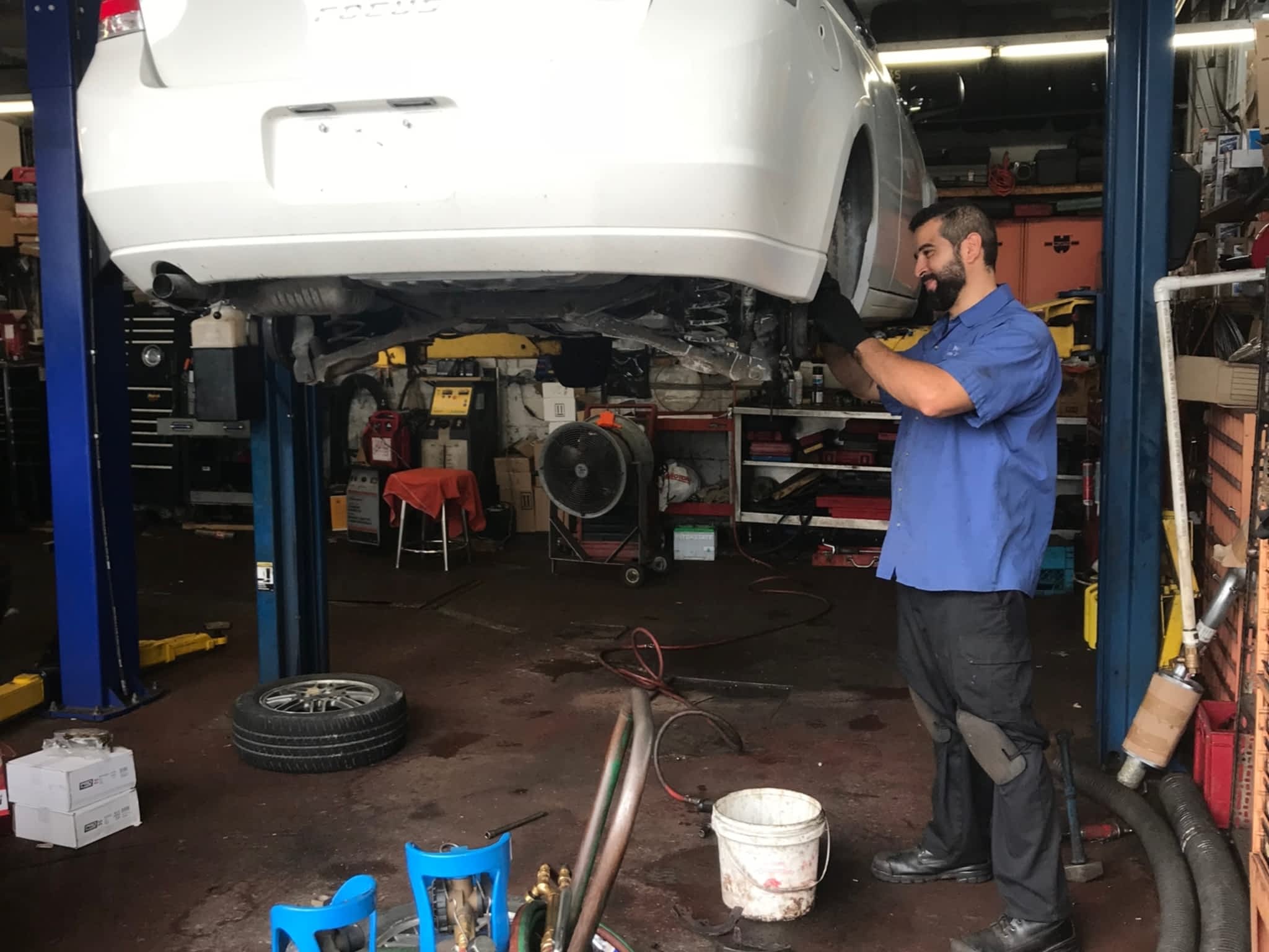 photo Pal's Automotive Service