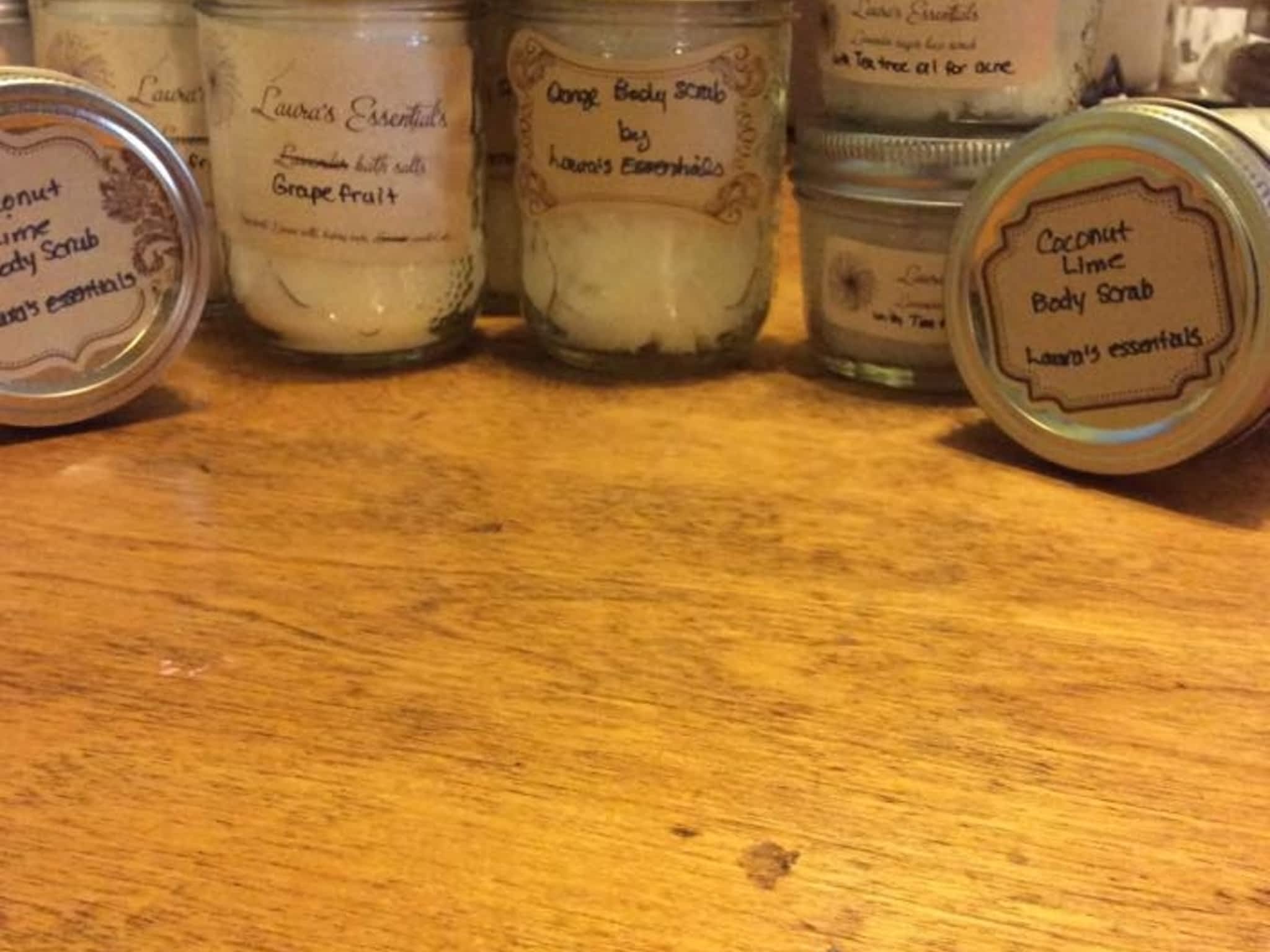 photo Laura's Essentials