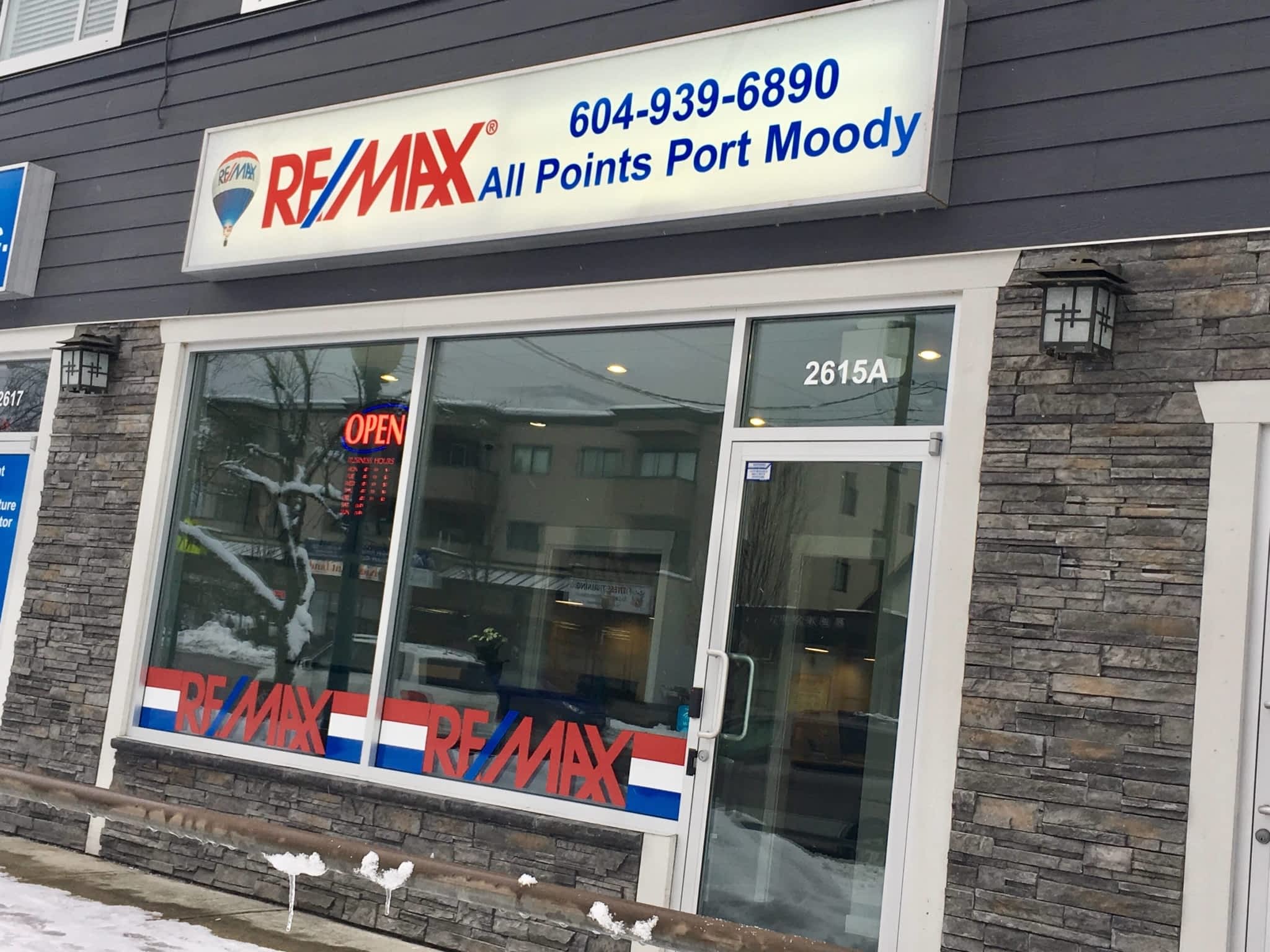 photo RE/MAX All Points Realty
